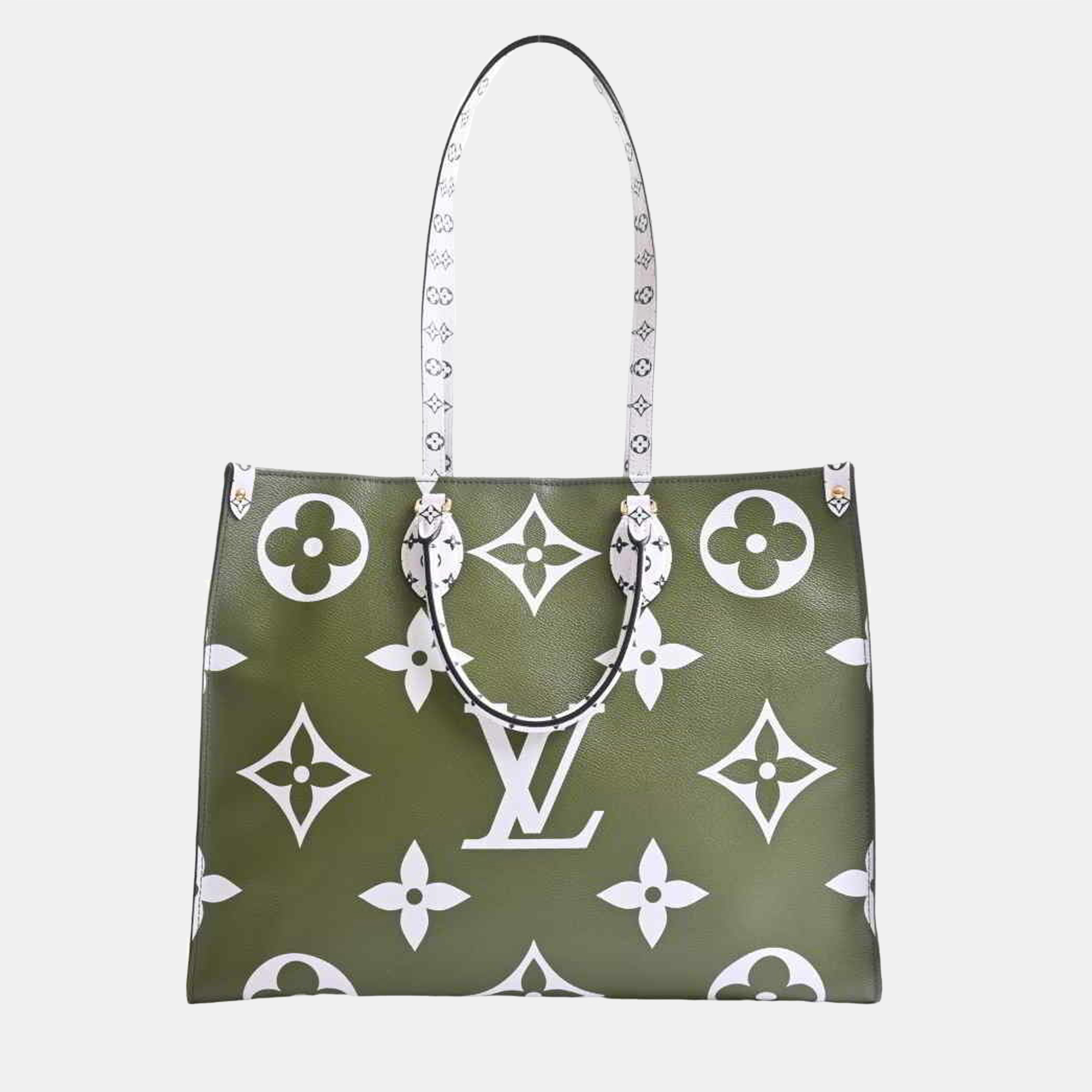 

Louis Vuitton White Monogram Giant Jungle OnTheGo GM Tote Bag