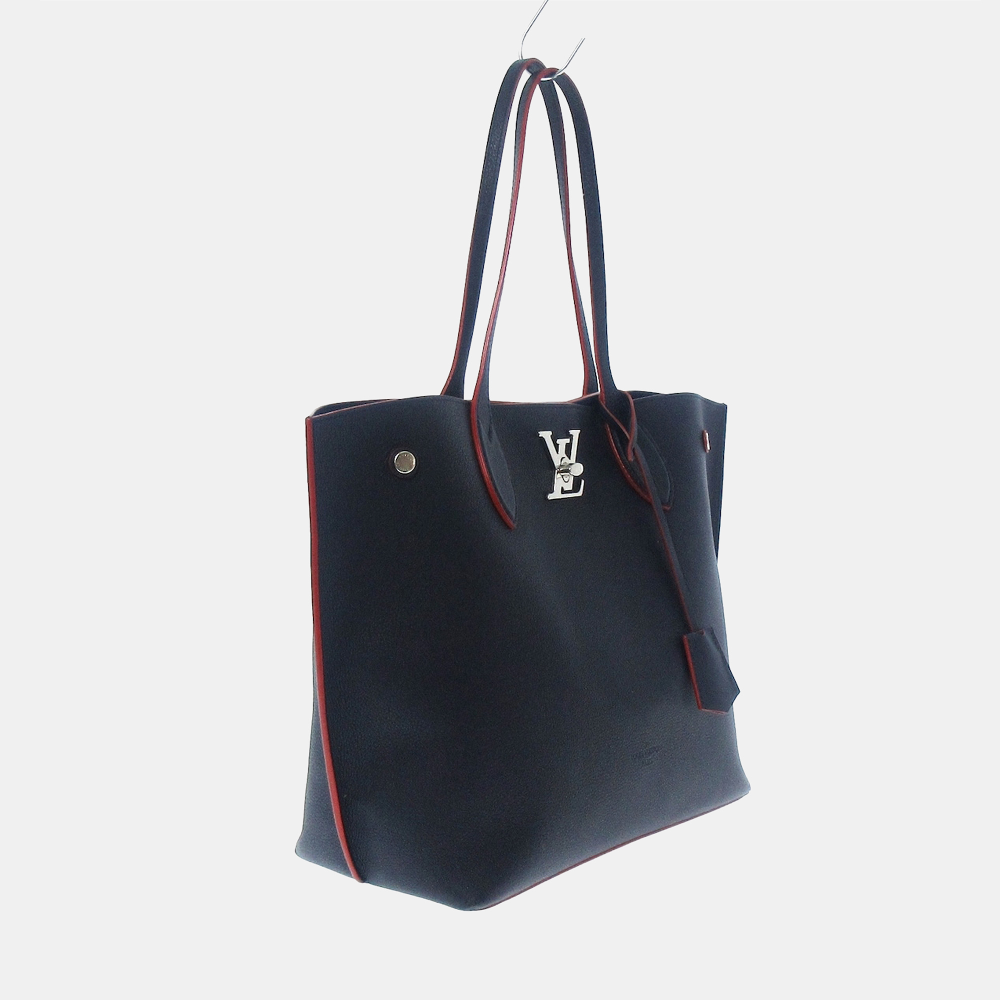 

Louis Vuitton Blue Leather Lockme Shoulder Bag
