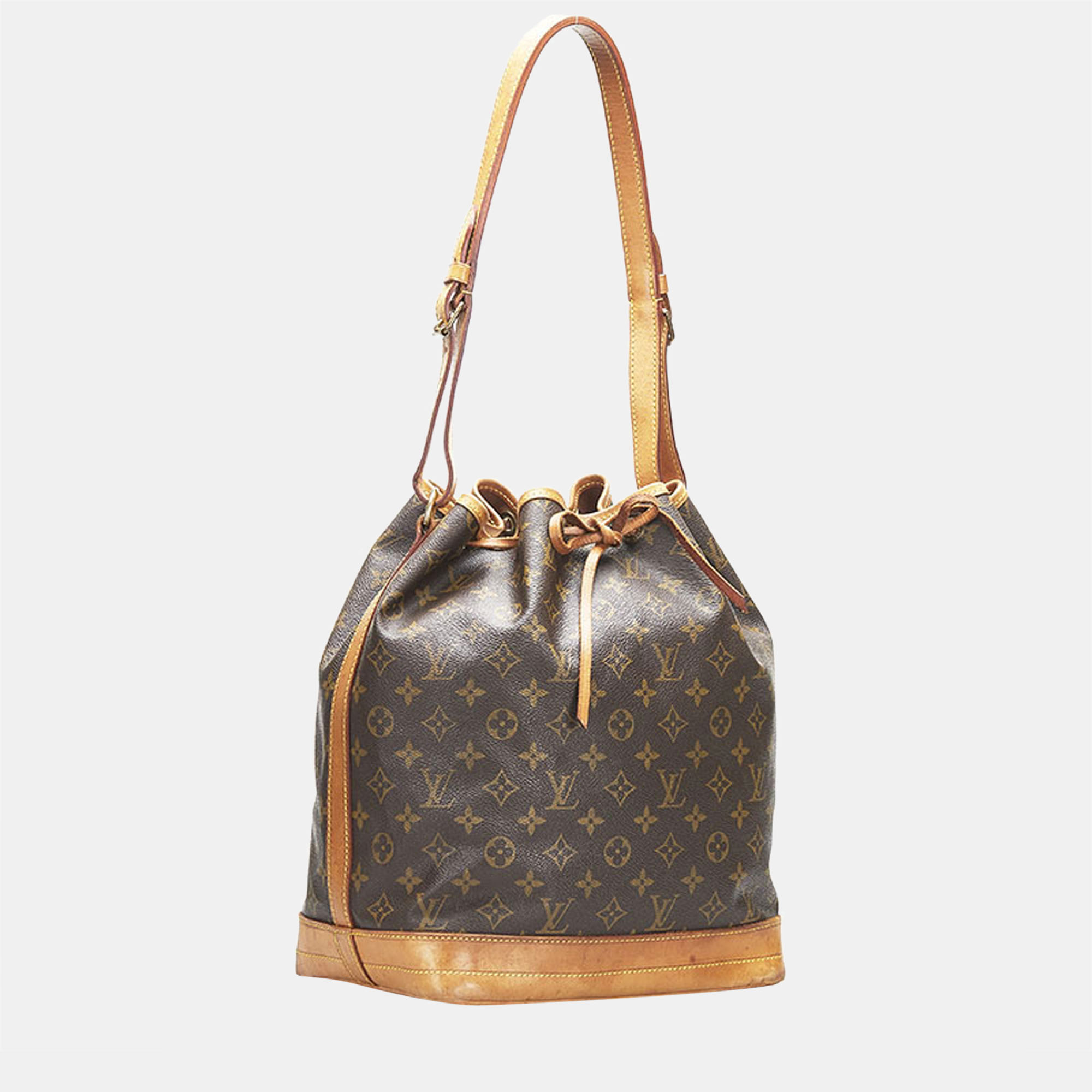 

Louis Vuitton Brown Canvas Monogram Noe bag
