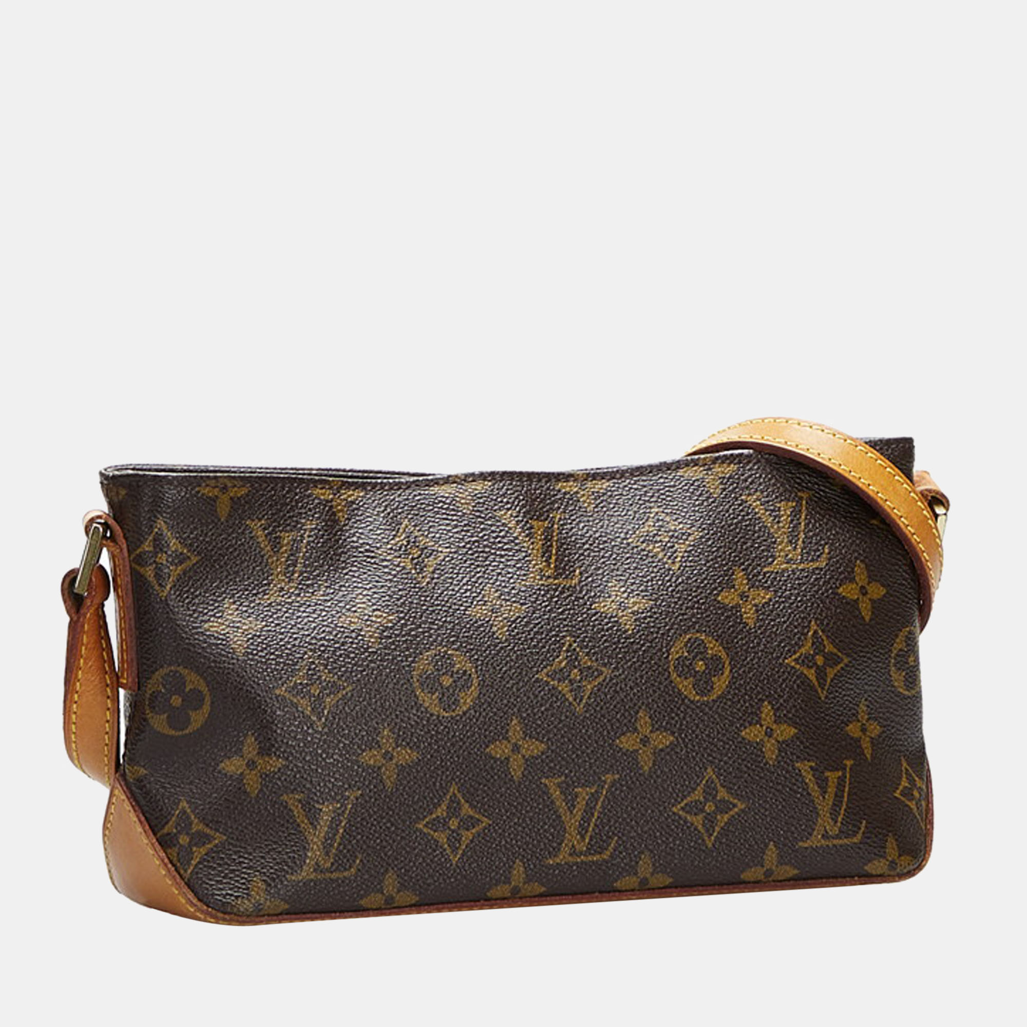 

Louis Vuitton Brown Canvas Monogram Trotteur bag