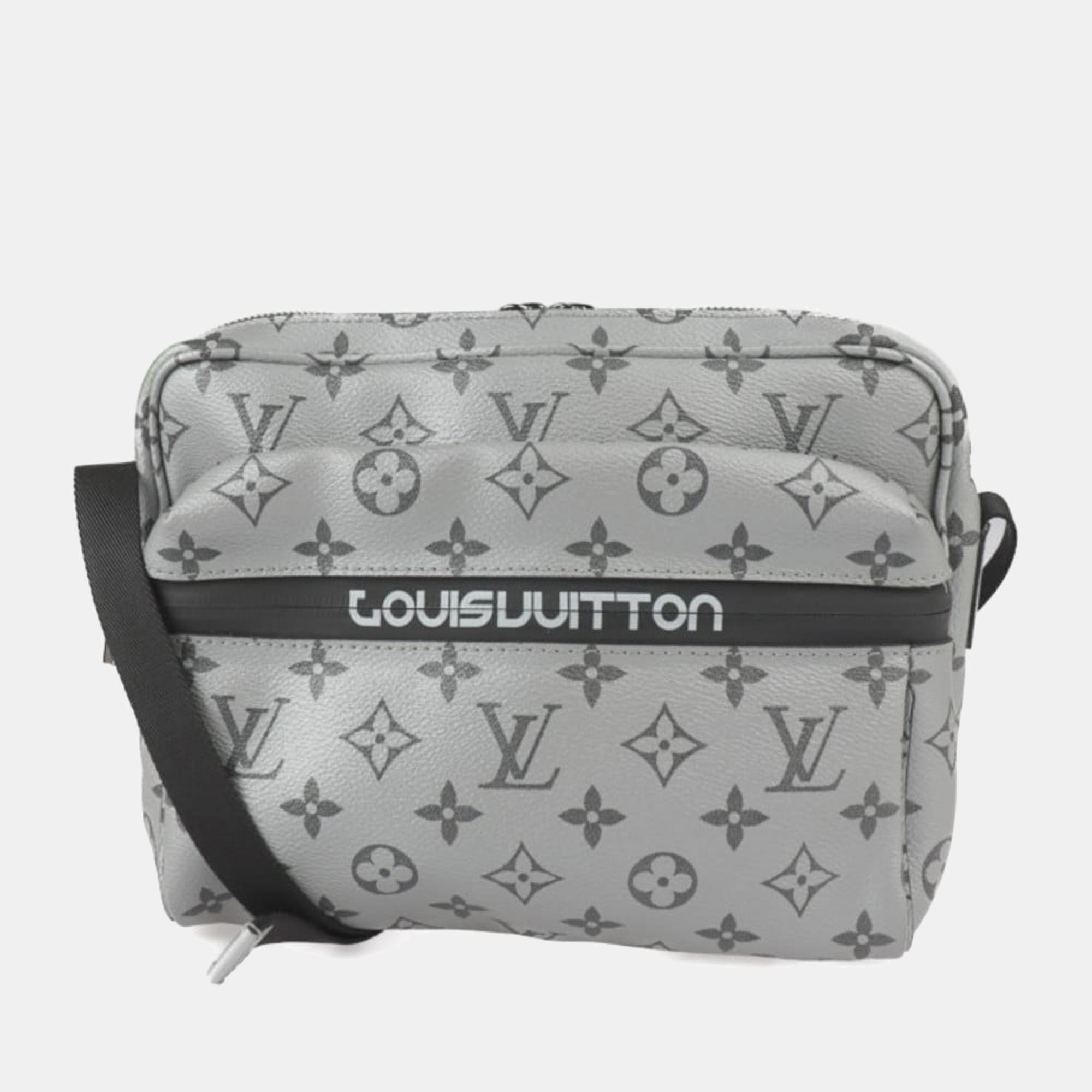 Pre-owned Louis Vuitton Grey Monogram Canvas Outdoor Messenger Bag