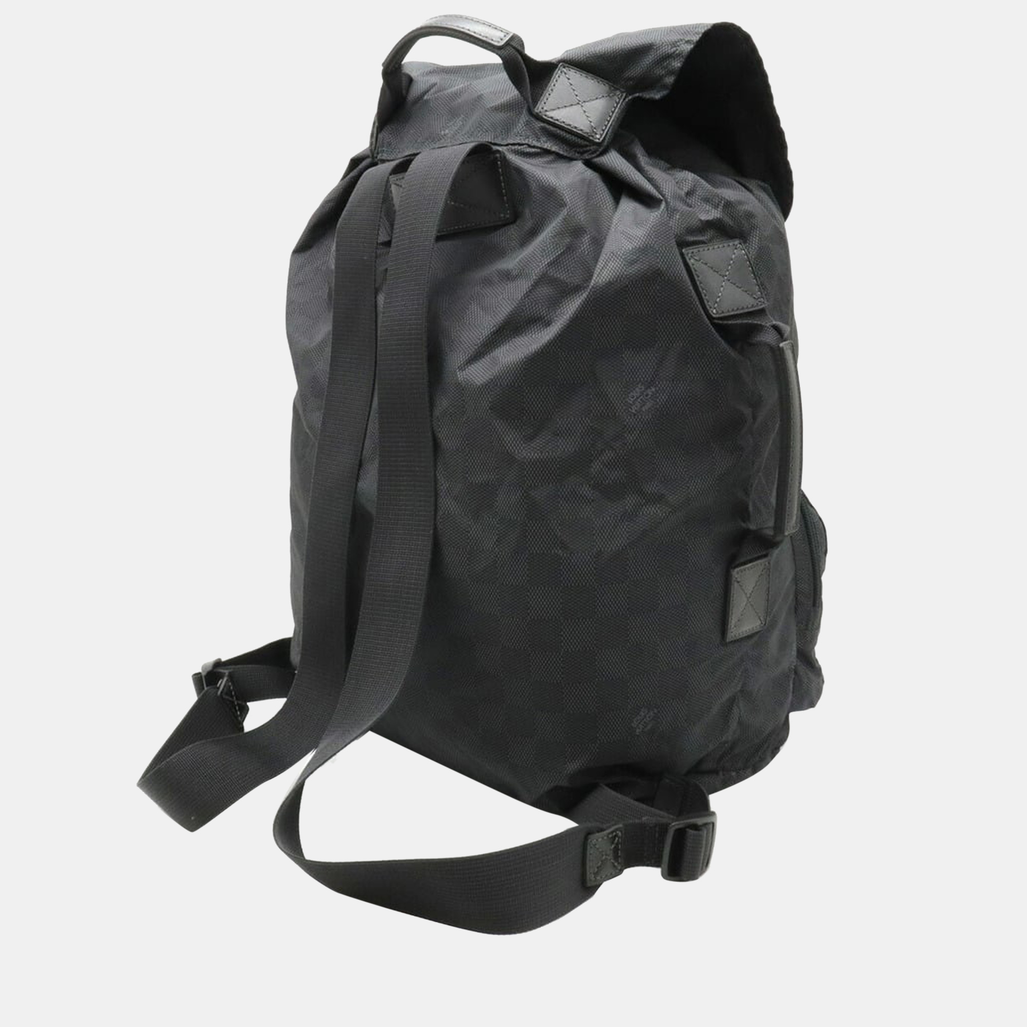 

Louis Vuitton Black Damier Canvas Aventure Lightpack