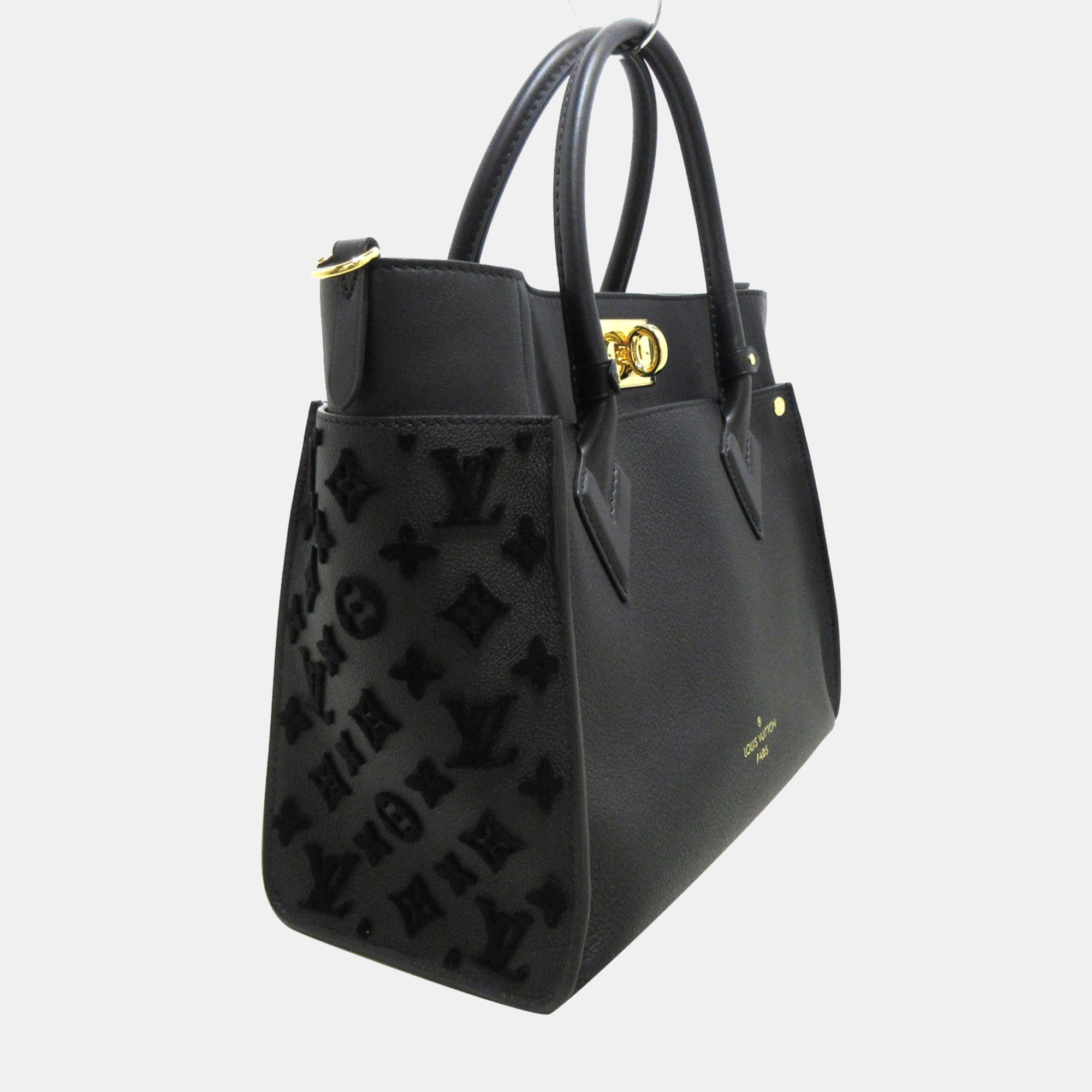 

Louis Vuitton Black Monogram Tuffetage On My Side MM bag