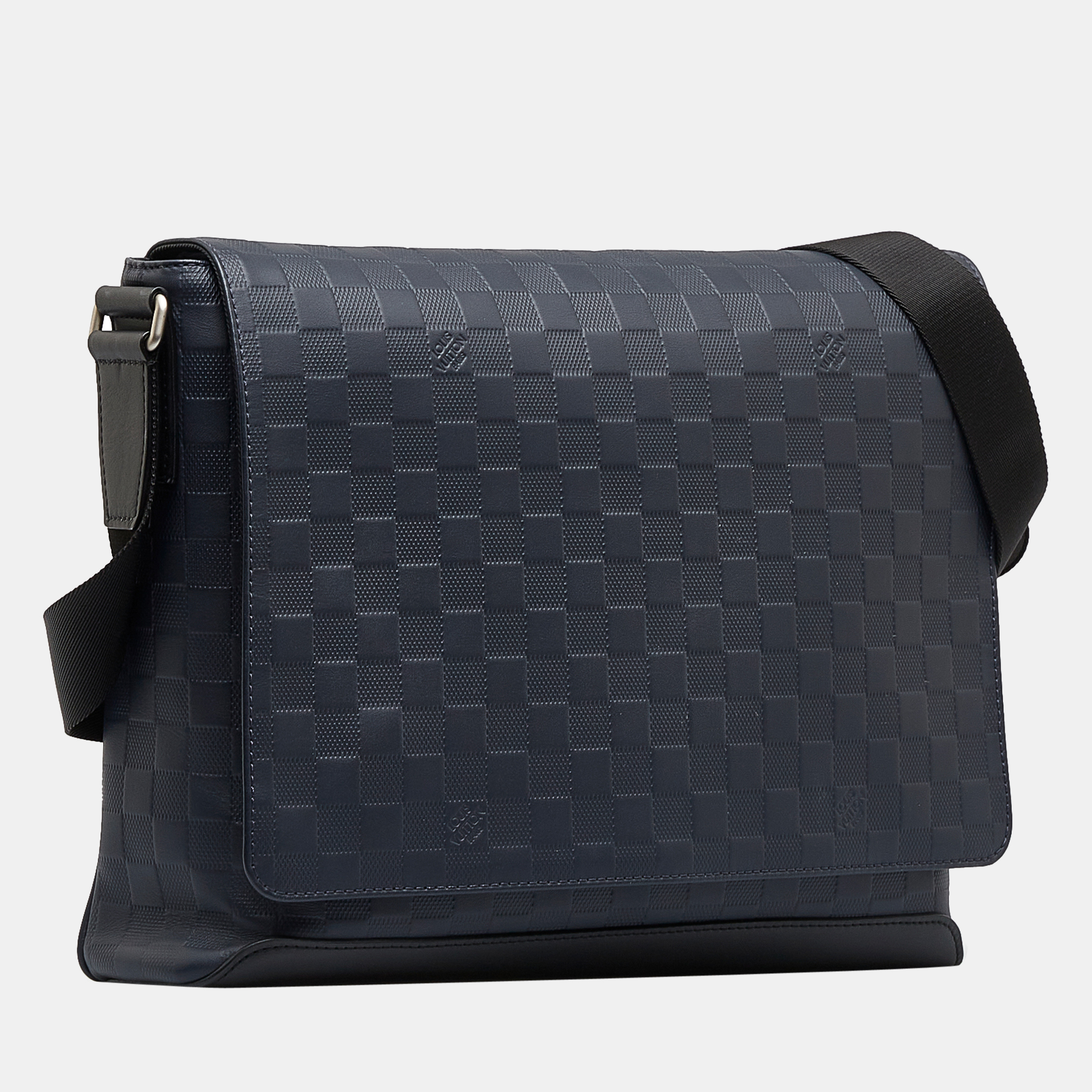 

Louis Vuitton Black Damier Infini District MM