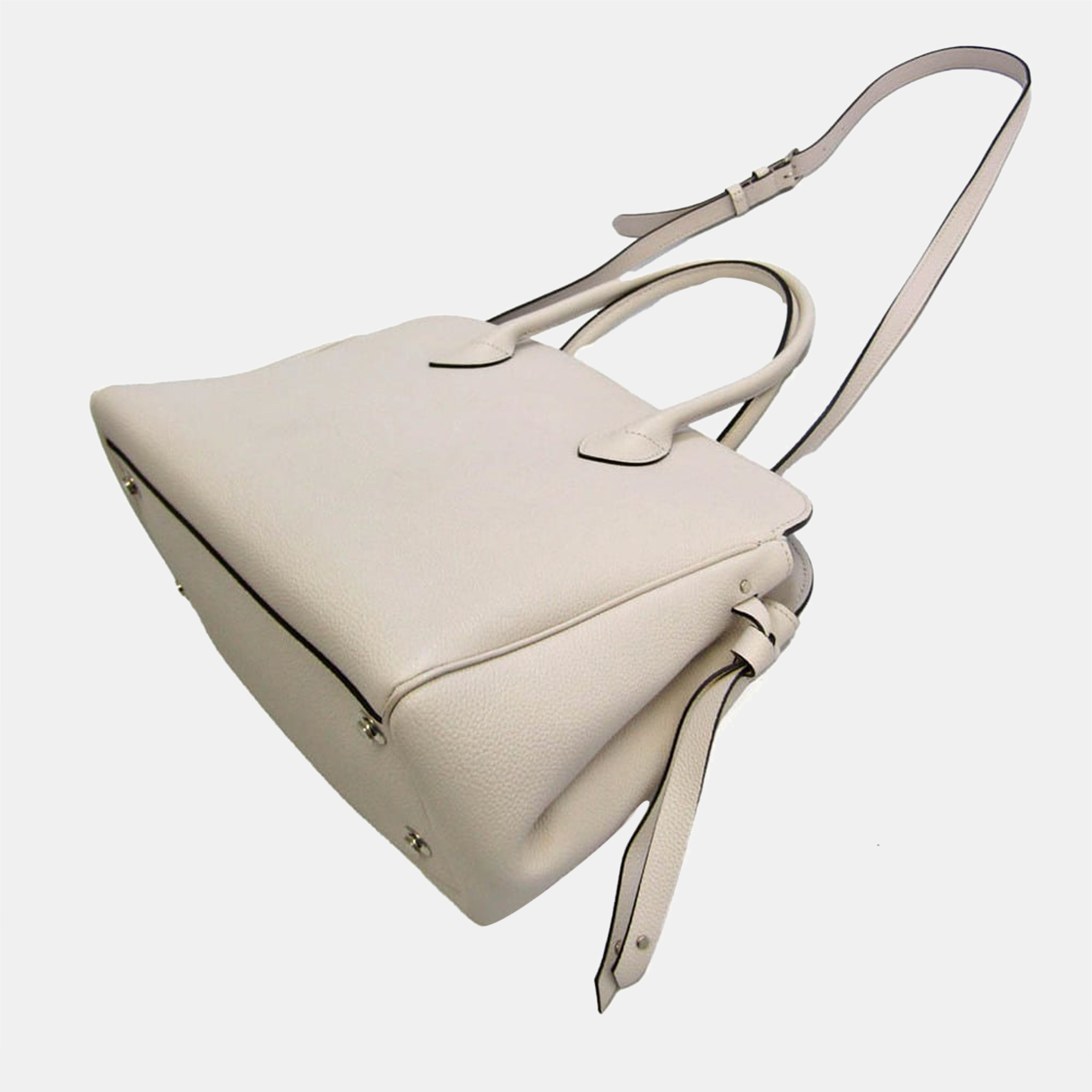 

Louis Vuitton White Leather Veau Nuage Milla MM Satchel