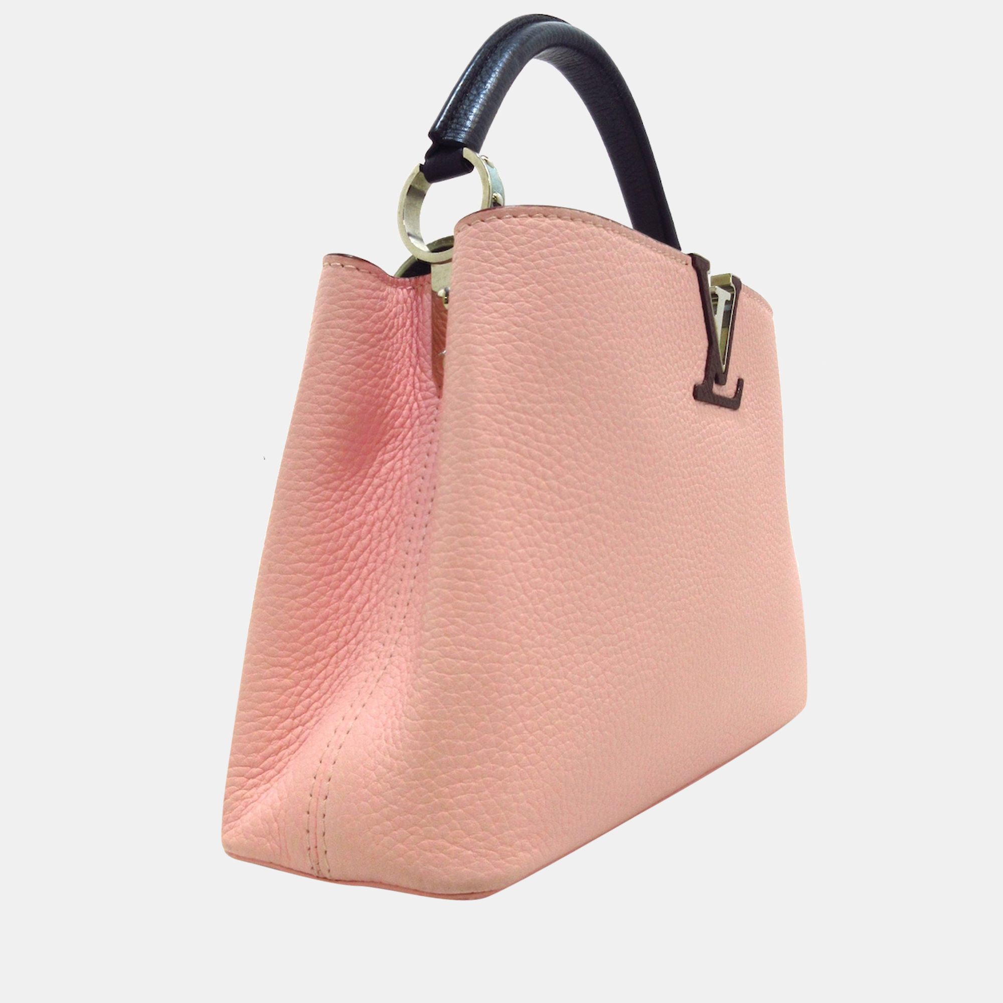 

Louis Vuitton Pink Leather Capucines bag