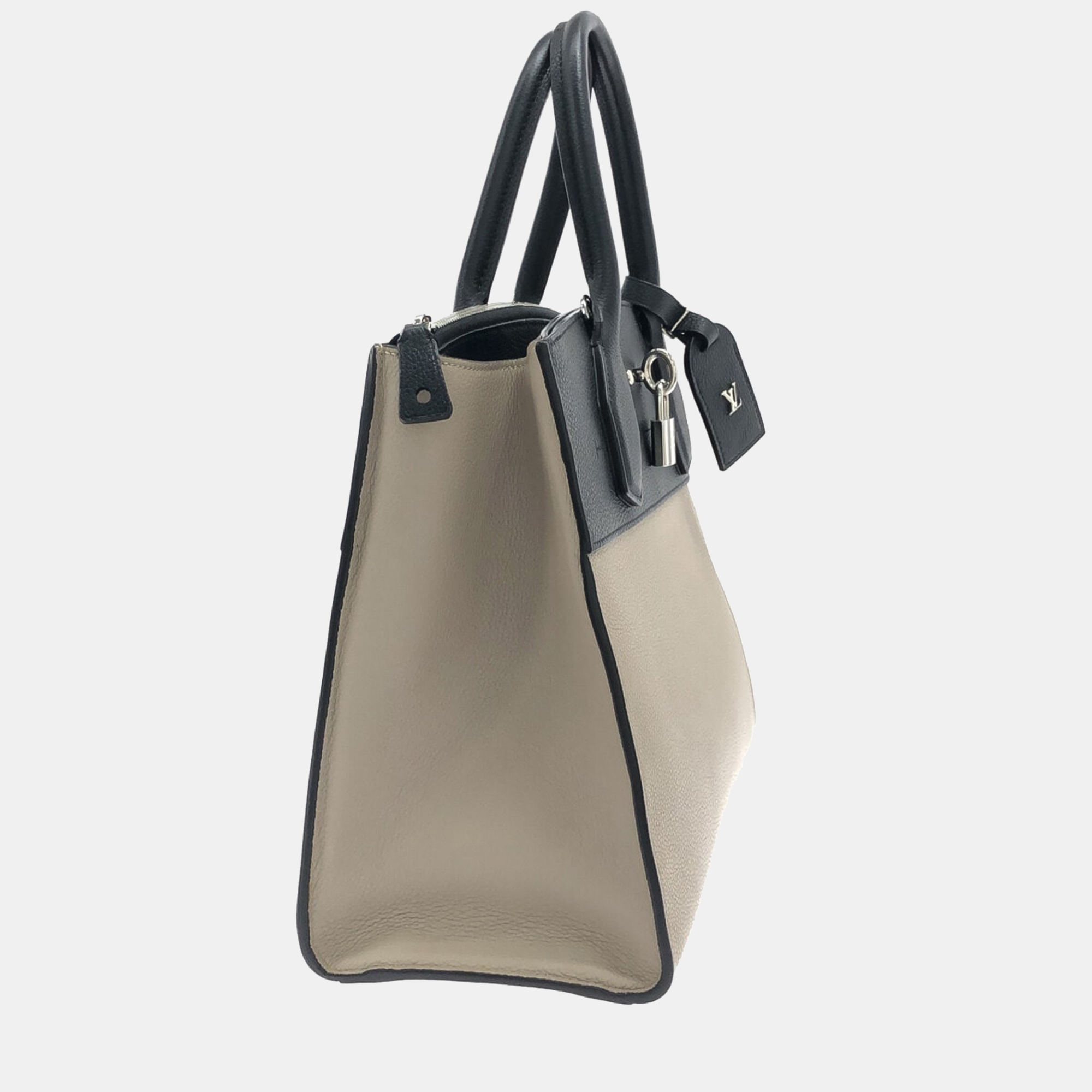 

Louis Vuitton Beige/Black City Steamer MM