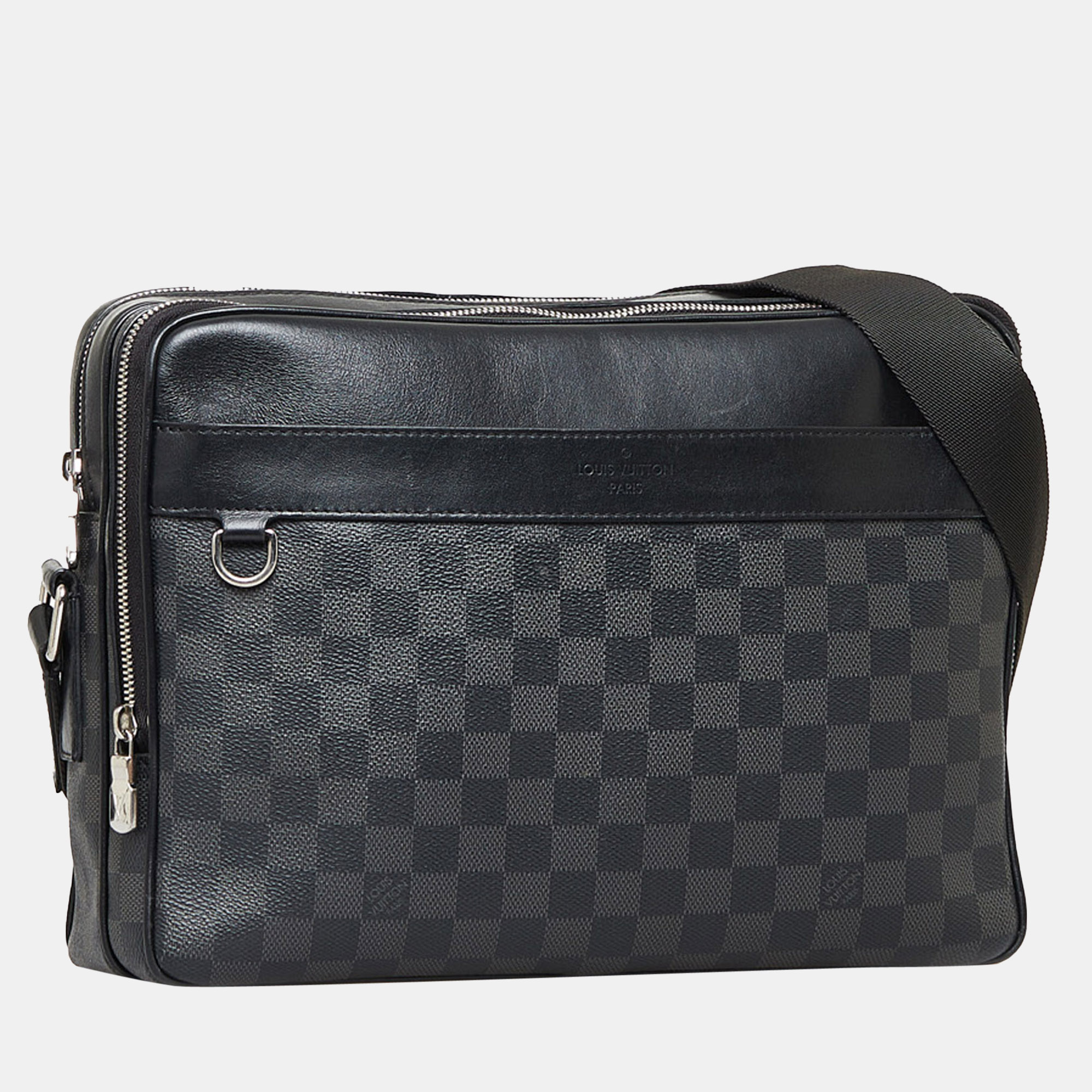 

Louis Vuitton Black Damier Graphite Trocadero MM