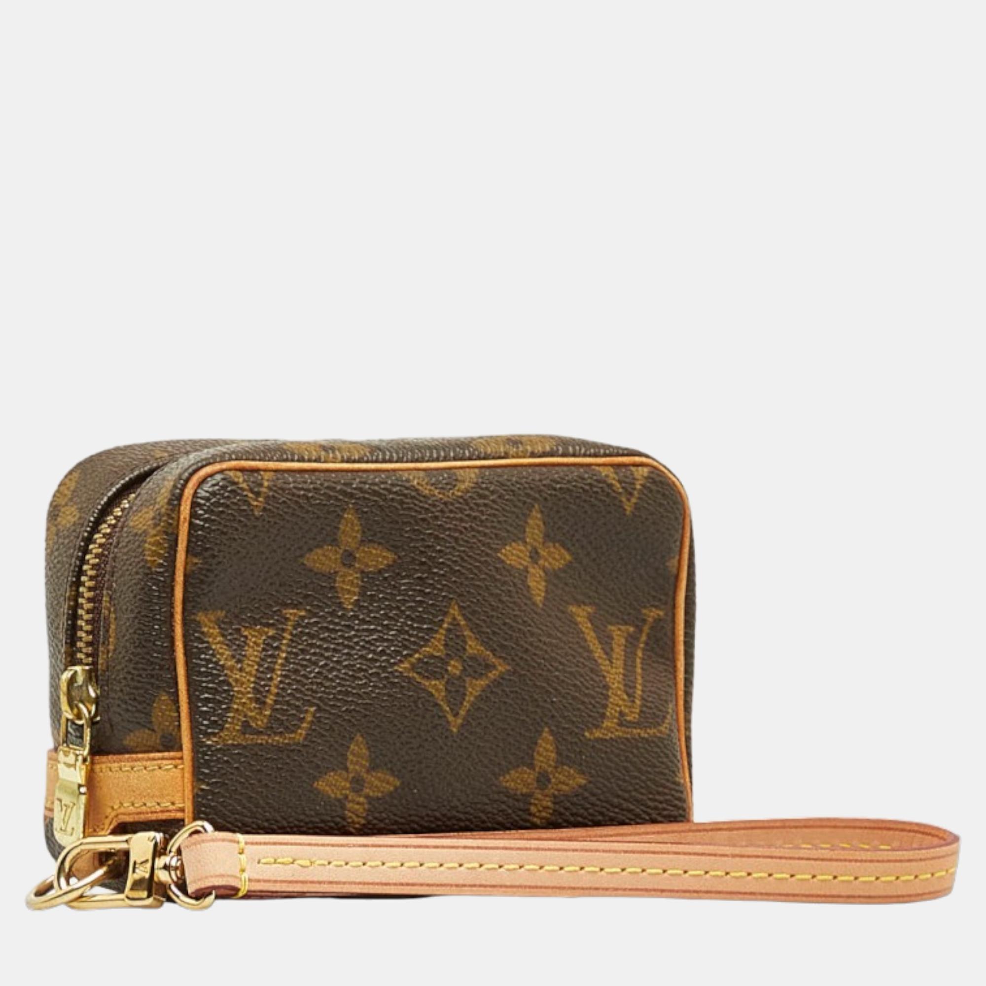 

Louis Vuitton Brown Canvas Monogram Wapity Pouch