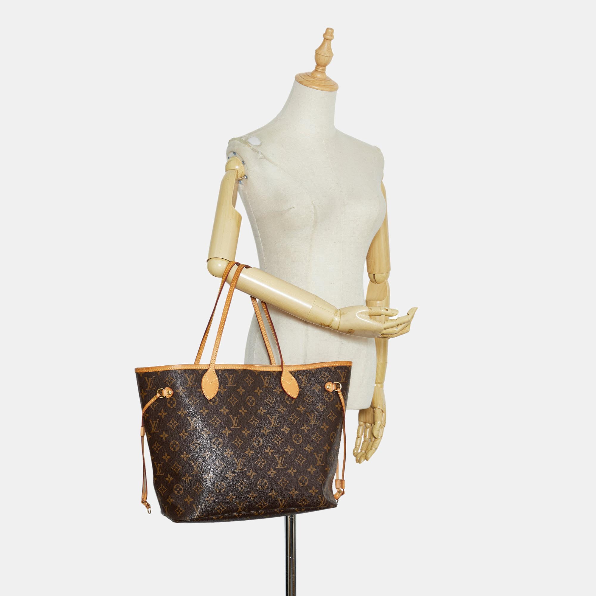 Buy Louis Vuitton Products Online at Best Prices in Saudi Arabia
