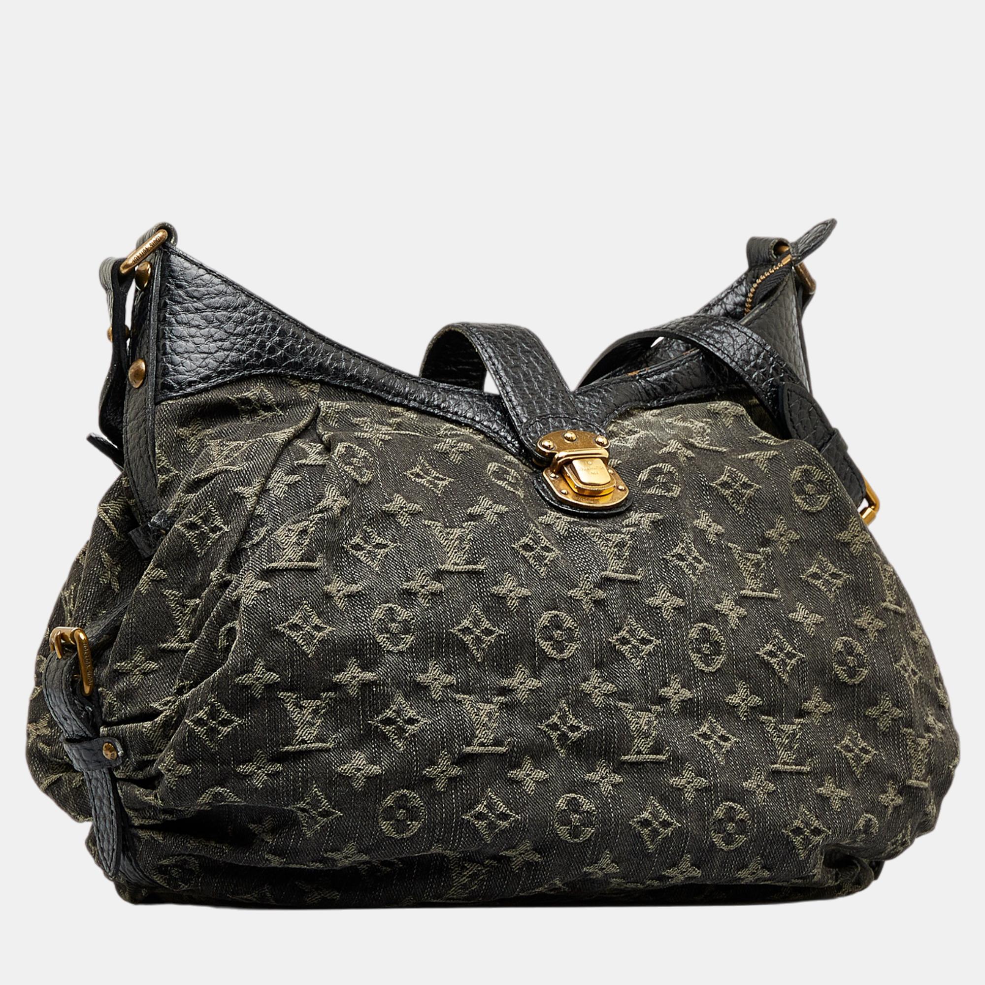 

Louis Vuitton Black Monogram Mahina