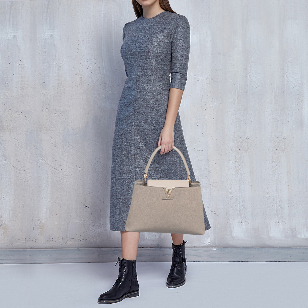 

Louis Vuitton Beige Leather Capucines MM Bag