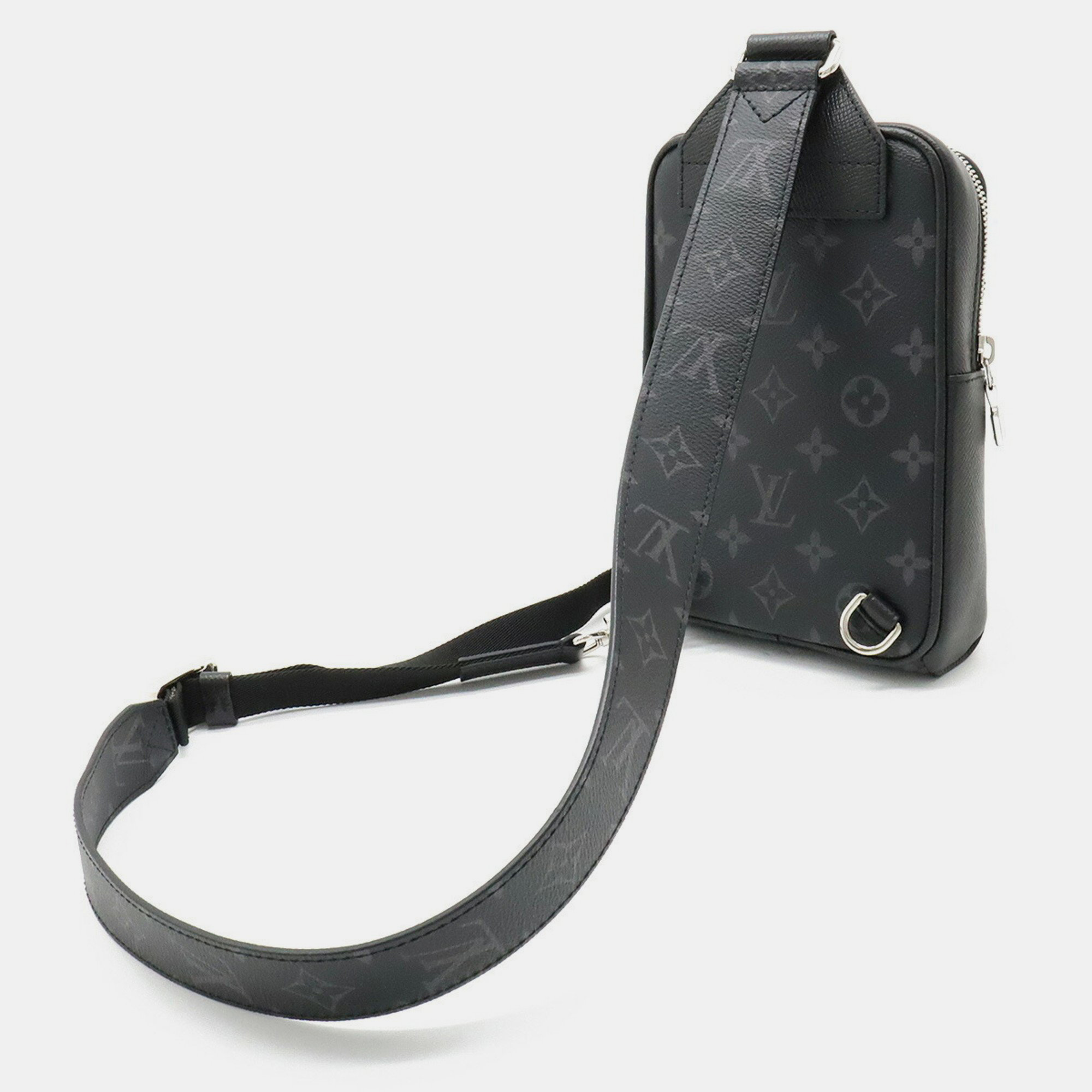 

Louis Vuitton Black Monogram Canvas and Leather Taigarama Outdoor Sling Bag