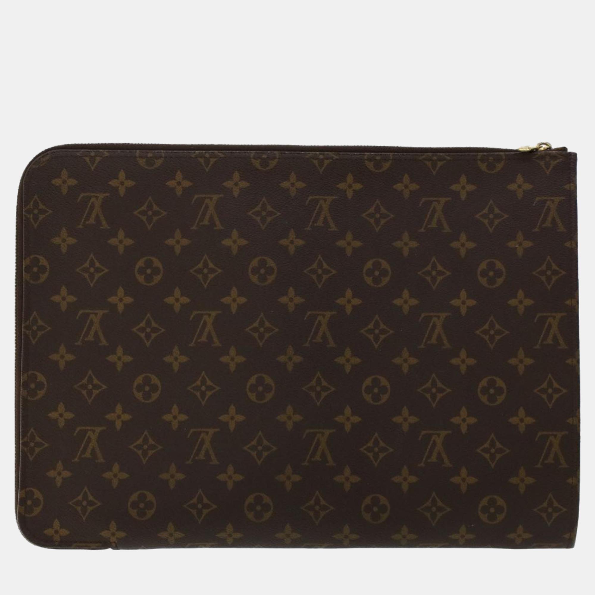 

Louis Vuitton Brown Monogram Canvas clutch