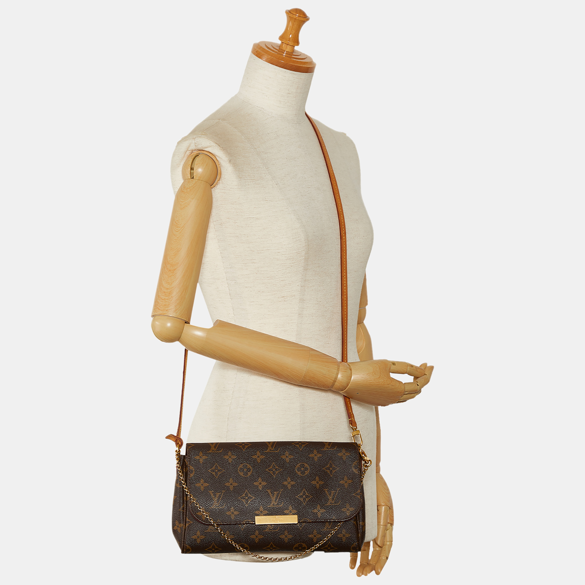 

Louis Vuitton Brown Monogram Favorite MM