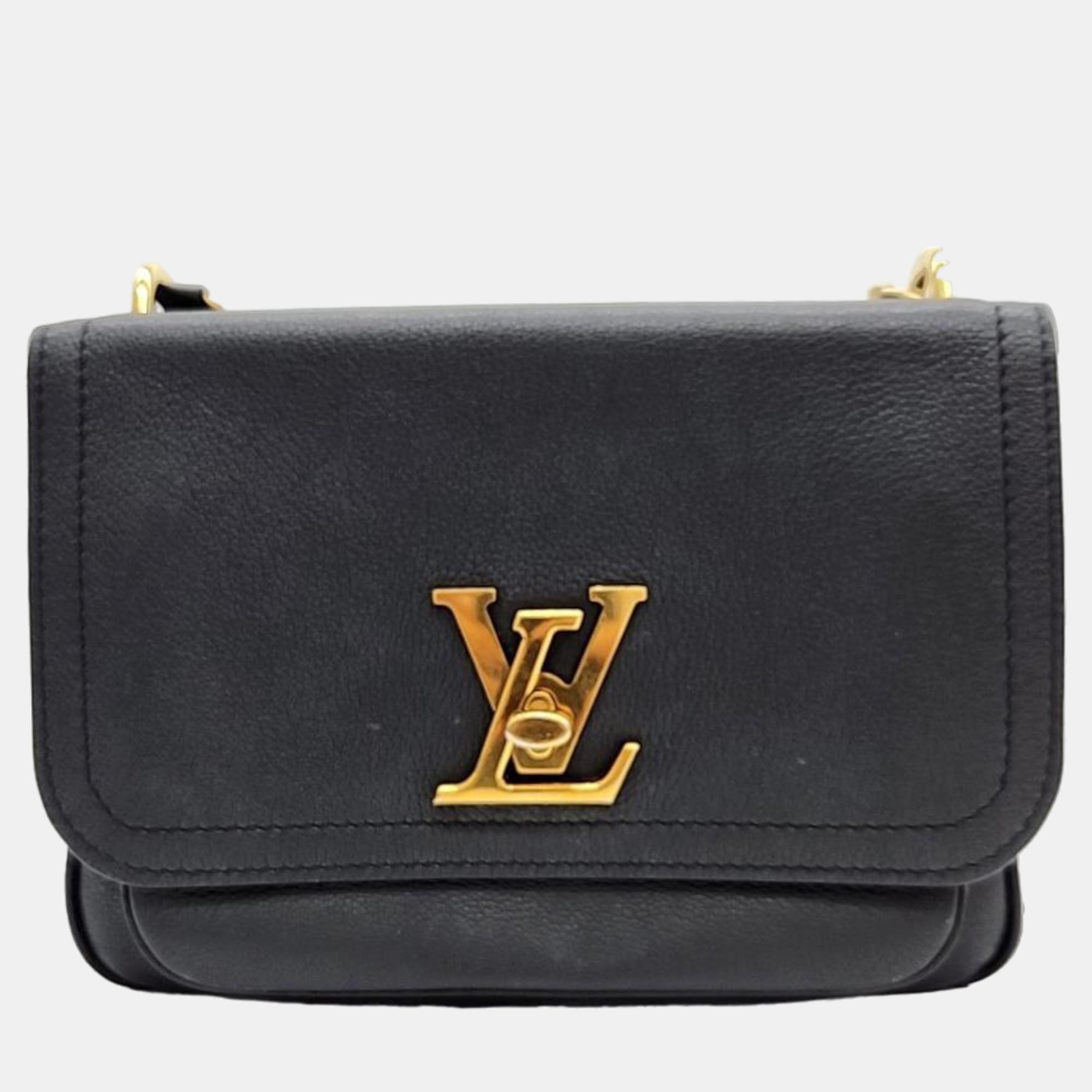Pre-owned Louis Vuitton Lock Me Chain Cross Bag M57073 In Black