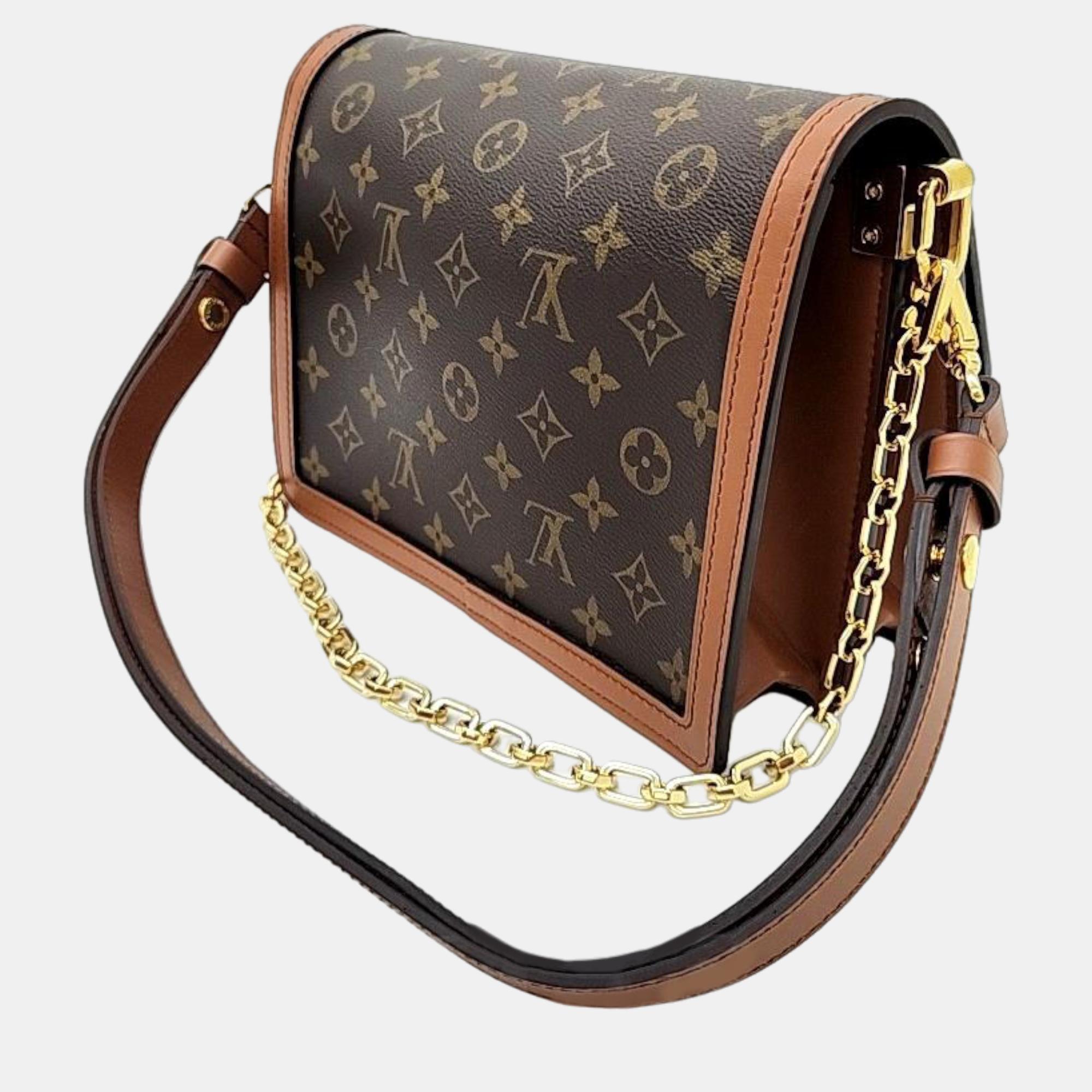 

Louis Vuitton Dauphine MM M44391, Beige