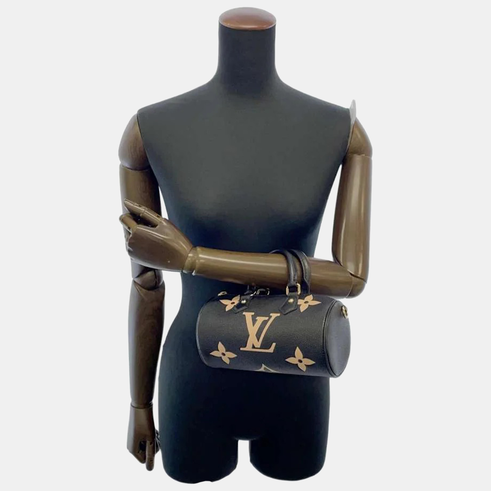 

Louis Vuitton Black/Beige Monogram Empreinte Leather Papillon BB