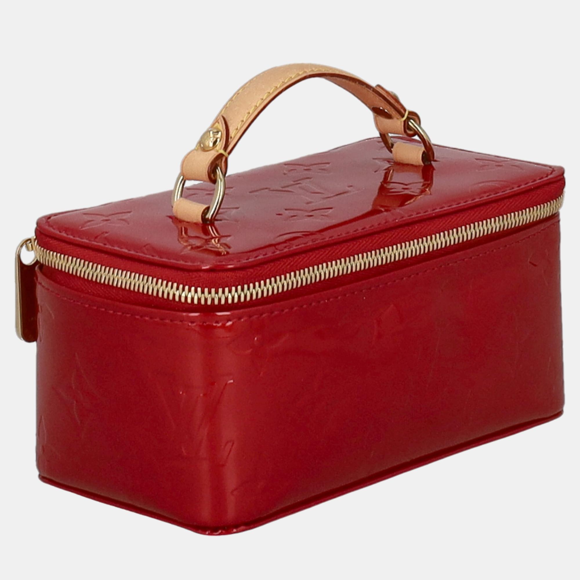 

Louis Vuitton Women's Leather Travel Bag - Red