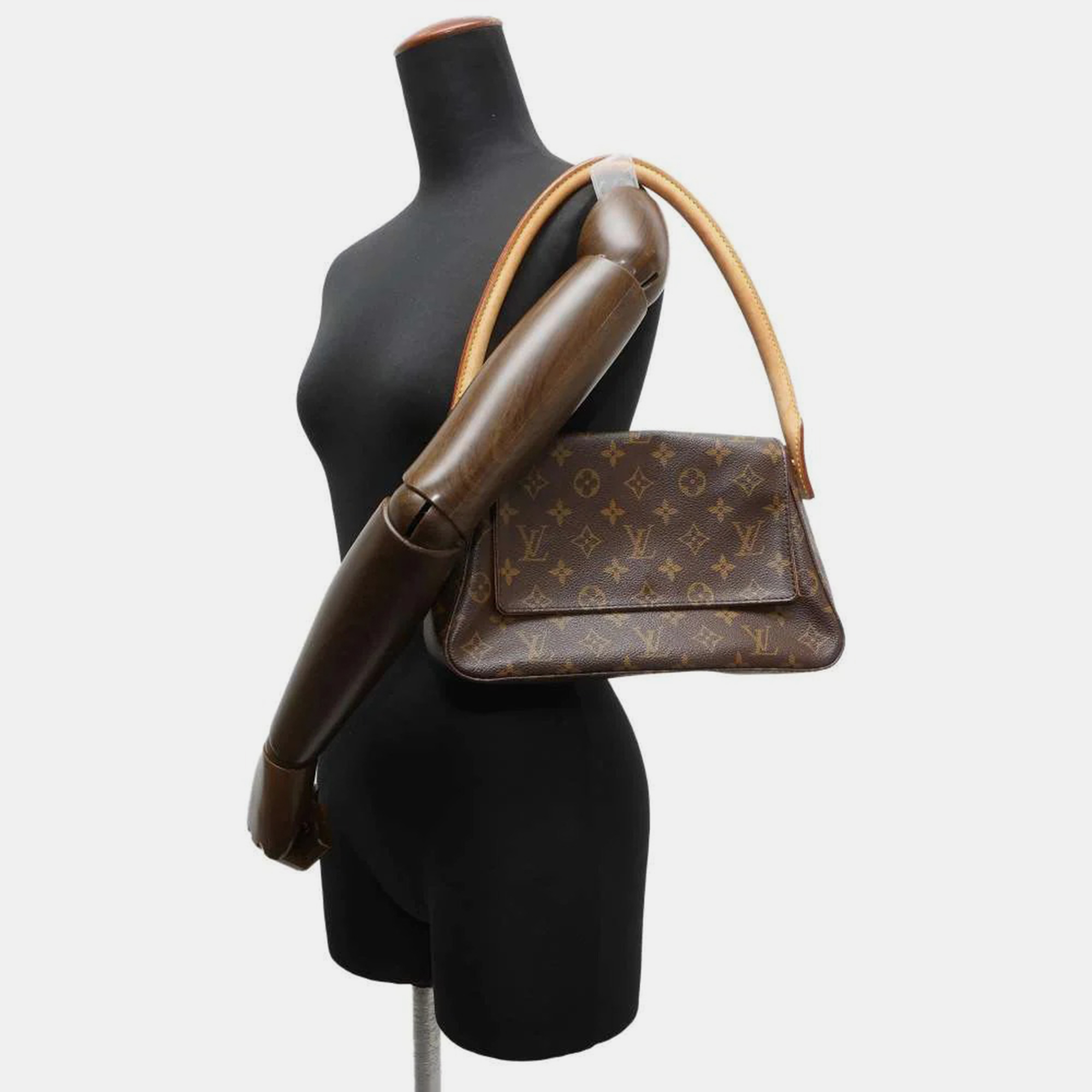 

Louis Vuitton Brown Monogram Canvas Looping Shoulder Bag