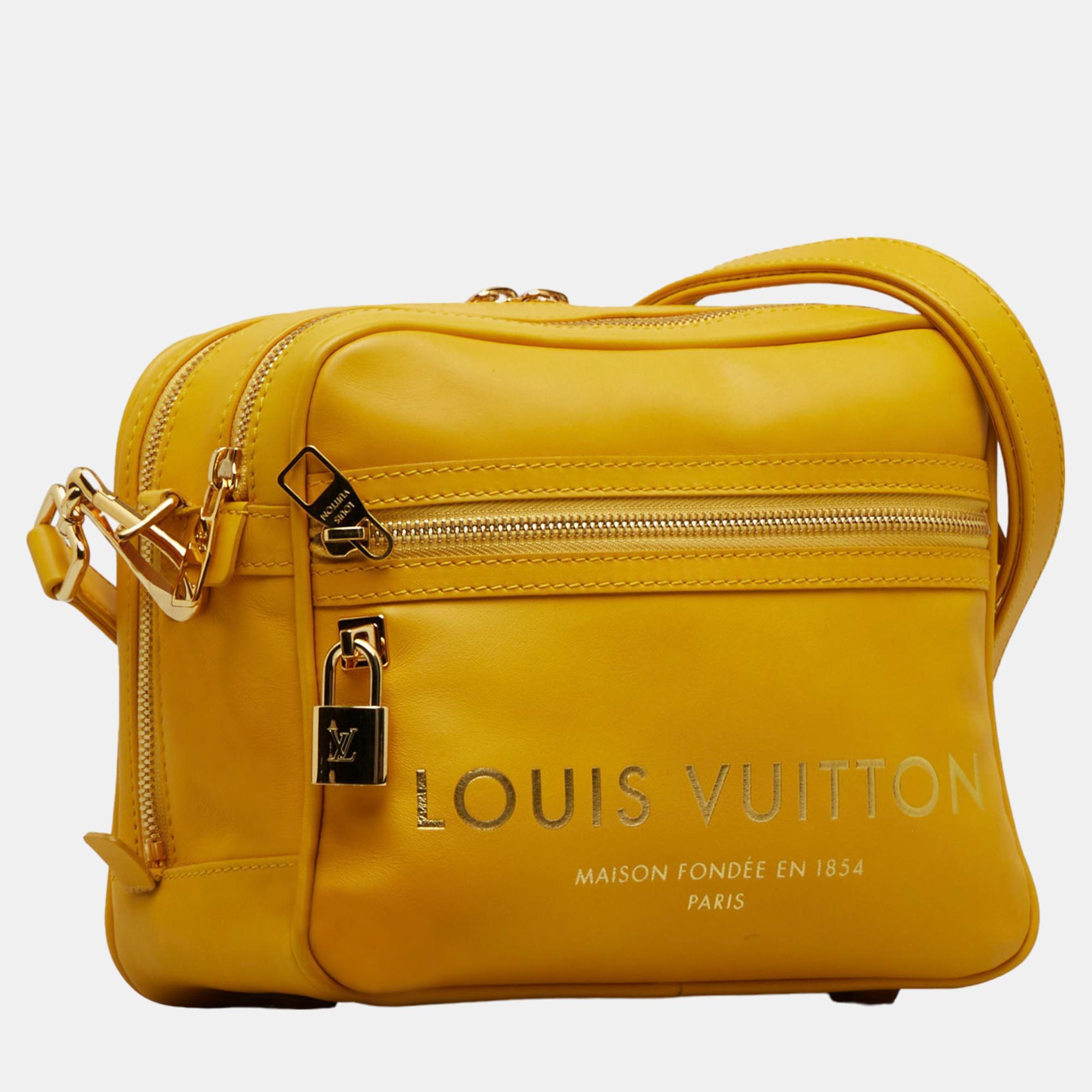 

Louis Vuitton Yellow Flight Paname Takeoff Bag