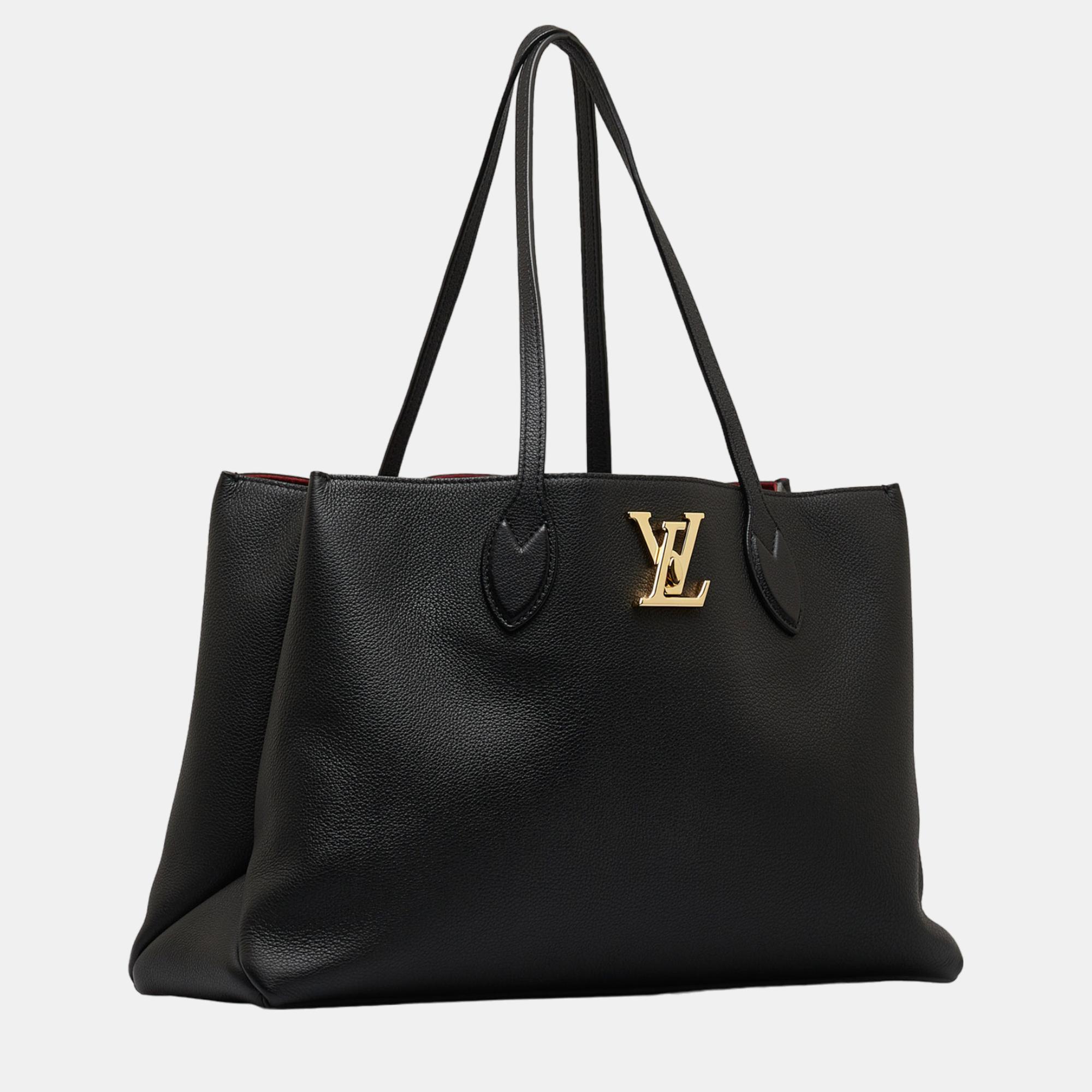 

Louis Vuitton Black Lockme Shopper