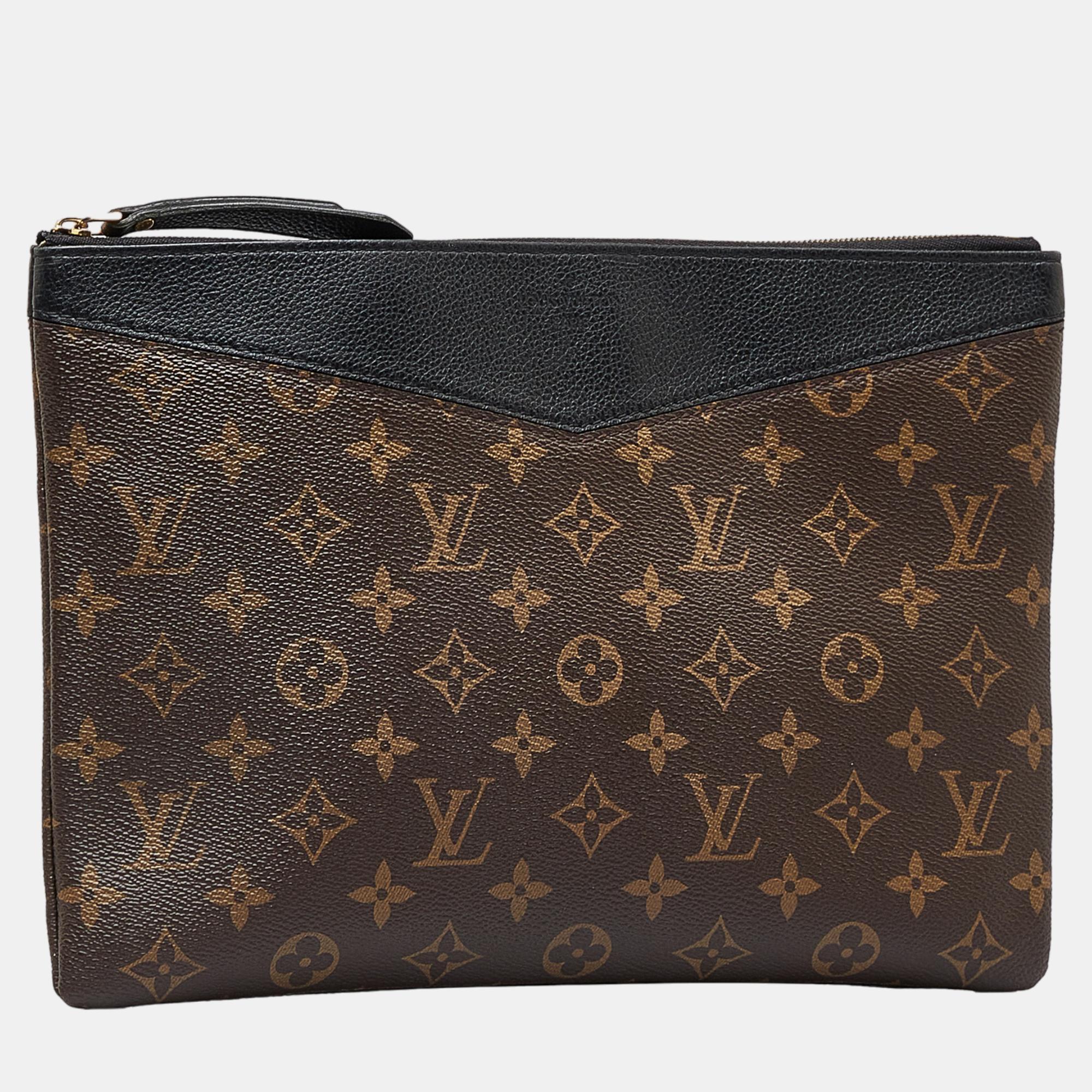 

Louis Vuitton Brown Monogram Daily Pouch