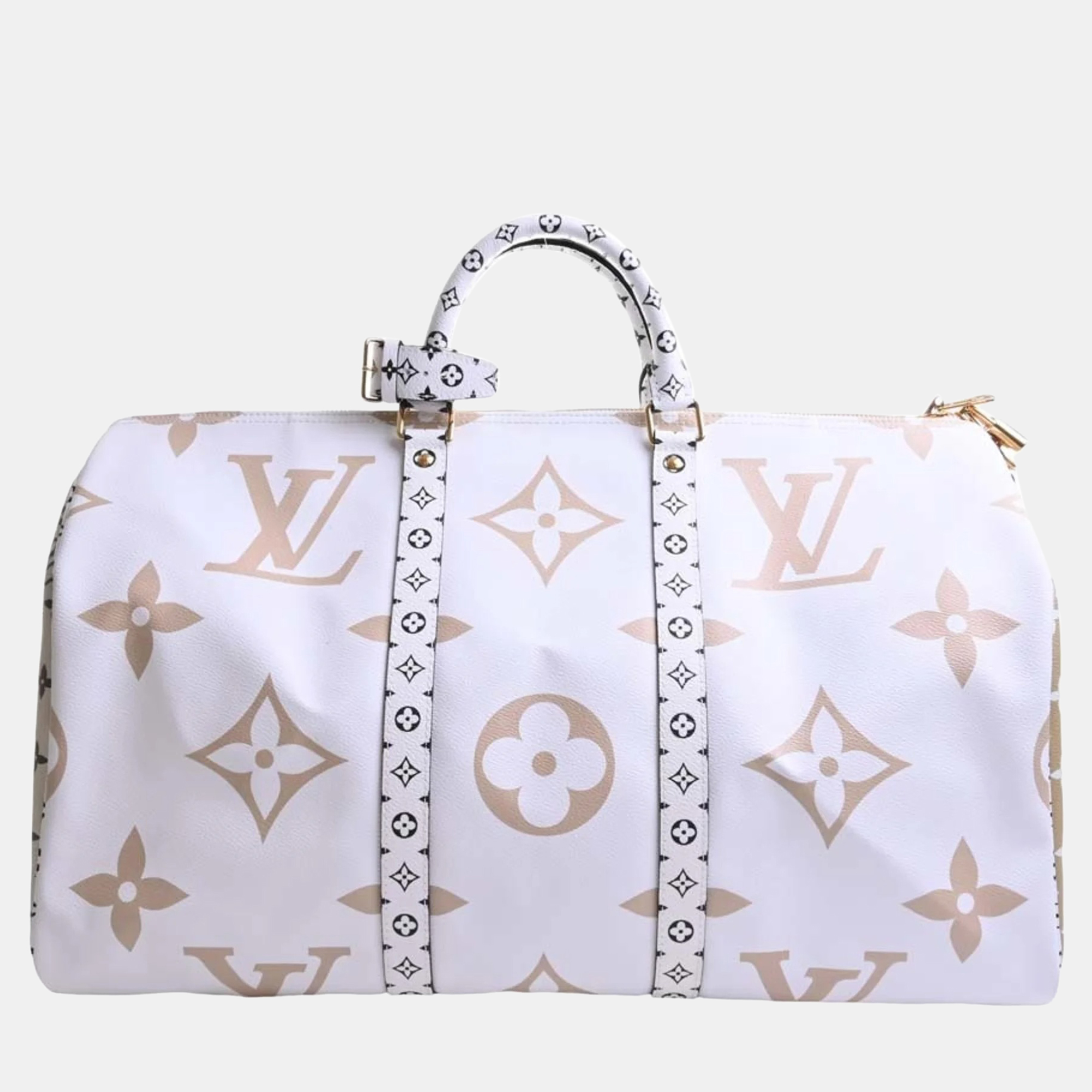 

Louis Vuitton Green Leather Keepall Bandouliere Duffel Bags