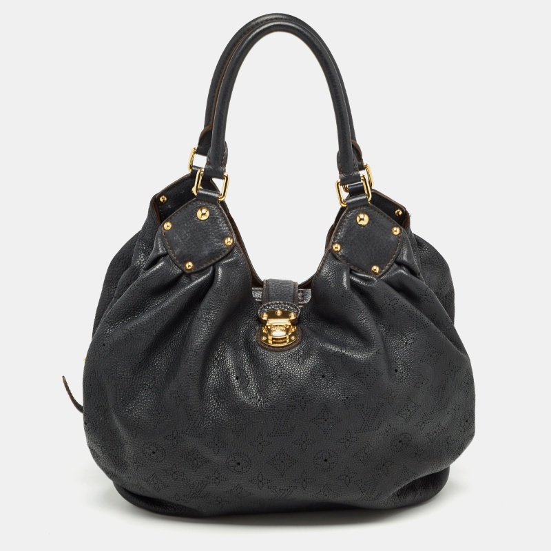 Pre-owned Louis Vuitton Black Monogram Mahina Leather Surya L Bag