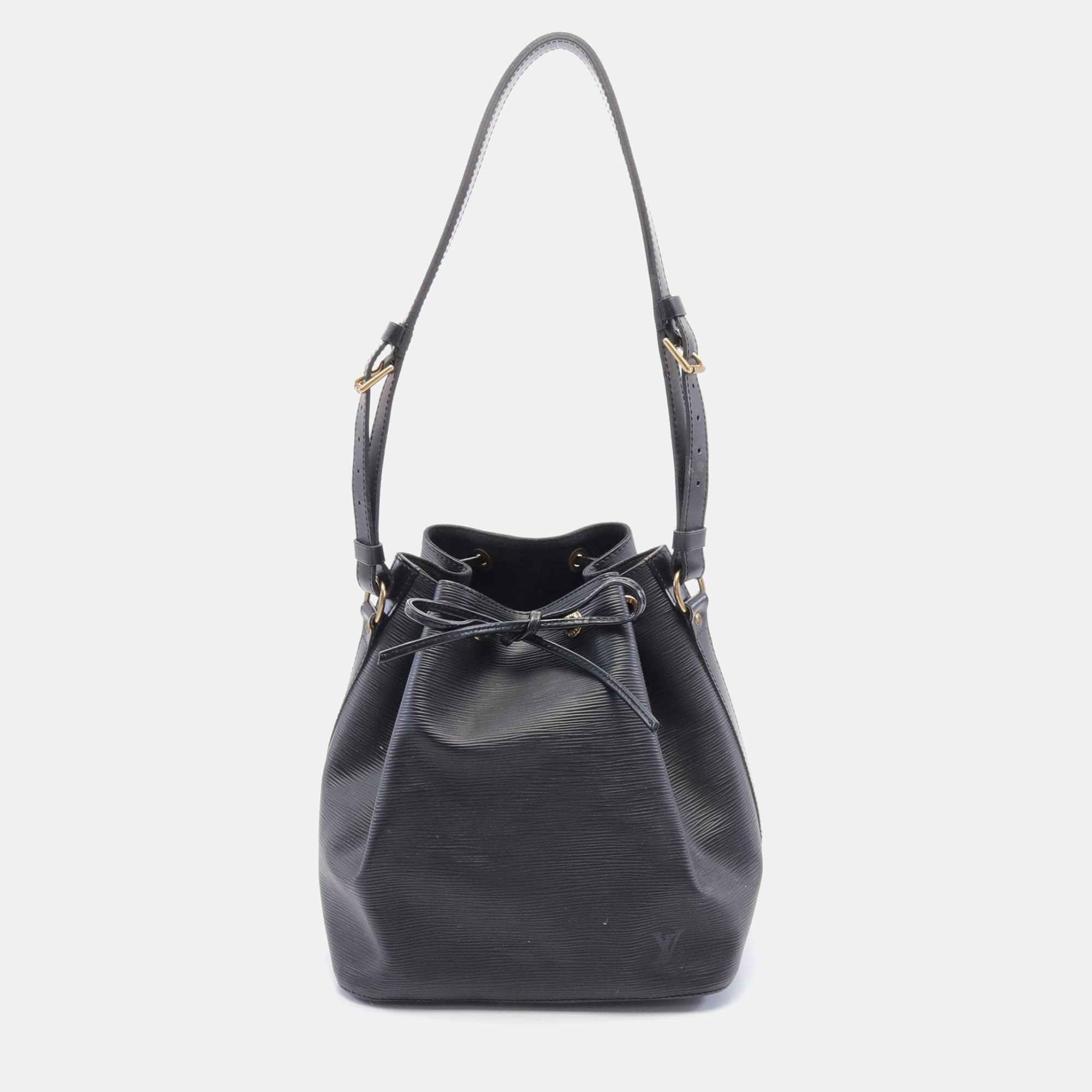 Carry this lovely designer bag as a stylish accompaniment to your ensemble. Made from high quality materials it has a luxe look and durable quality.