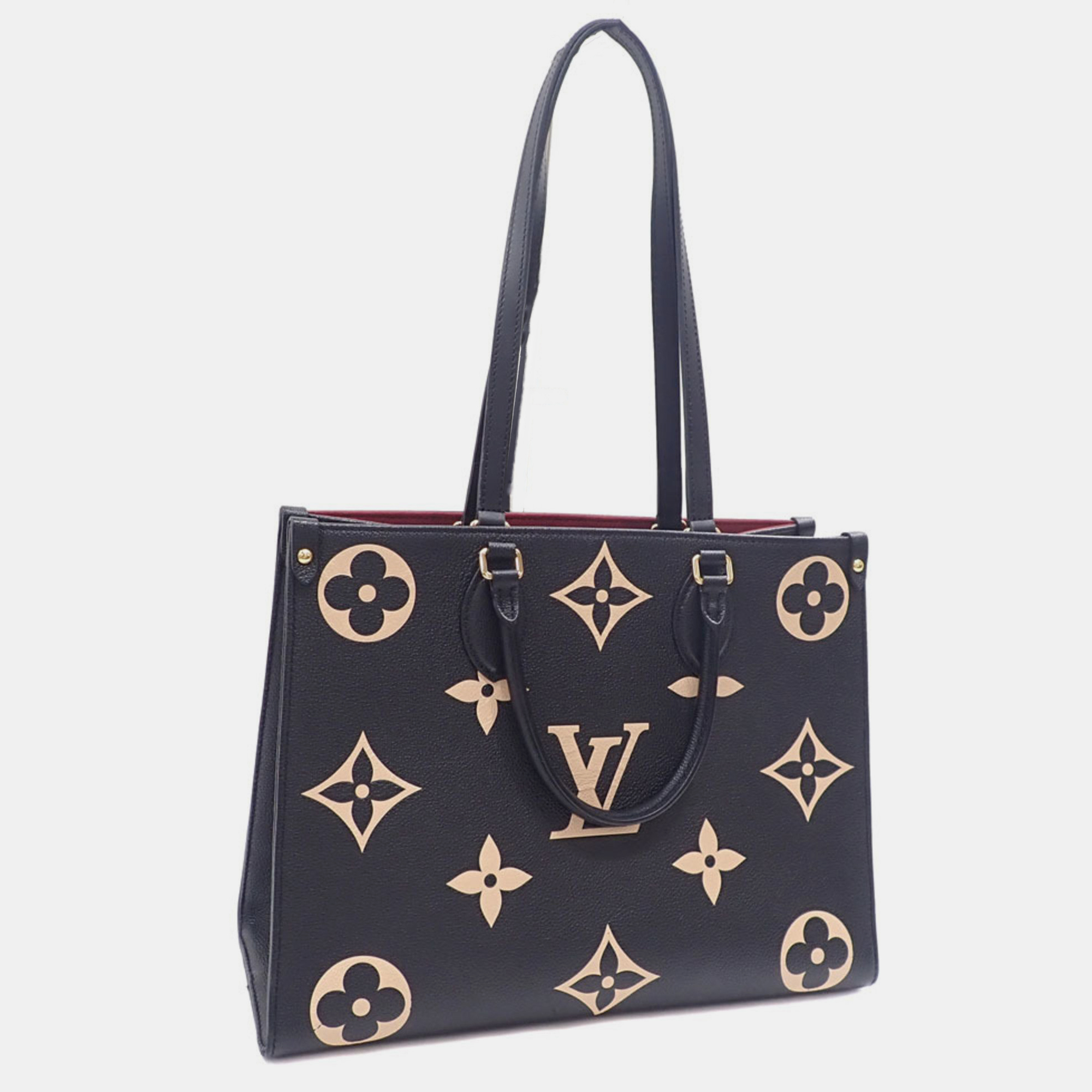 

Louis Vuitton Leather MM Onthego Totes, Black