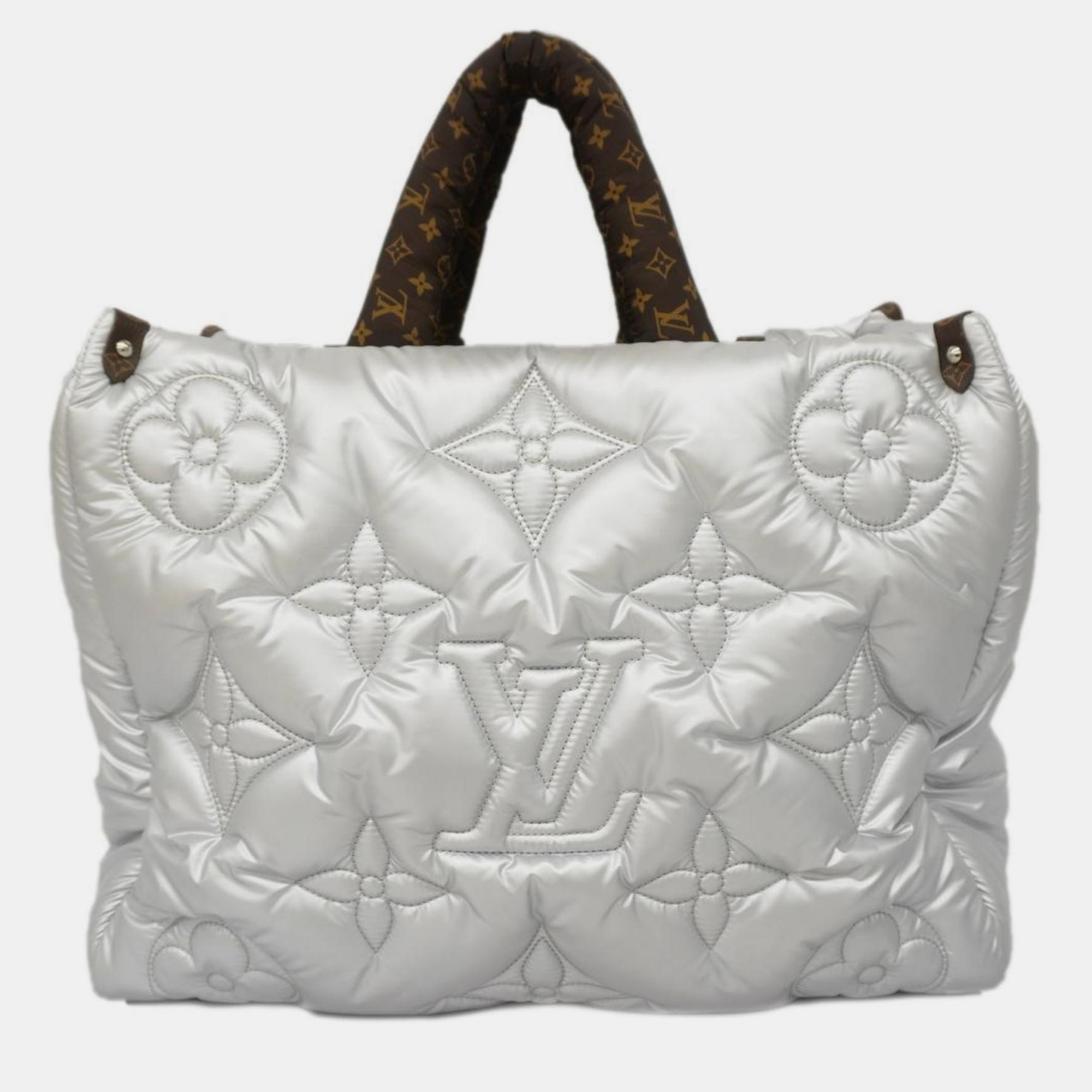 Pre-owned Louis Vuitton Monogram Quilted Econyl Nylon Gm Onthego Tote Bag In White