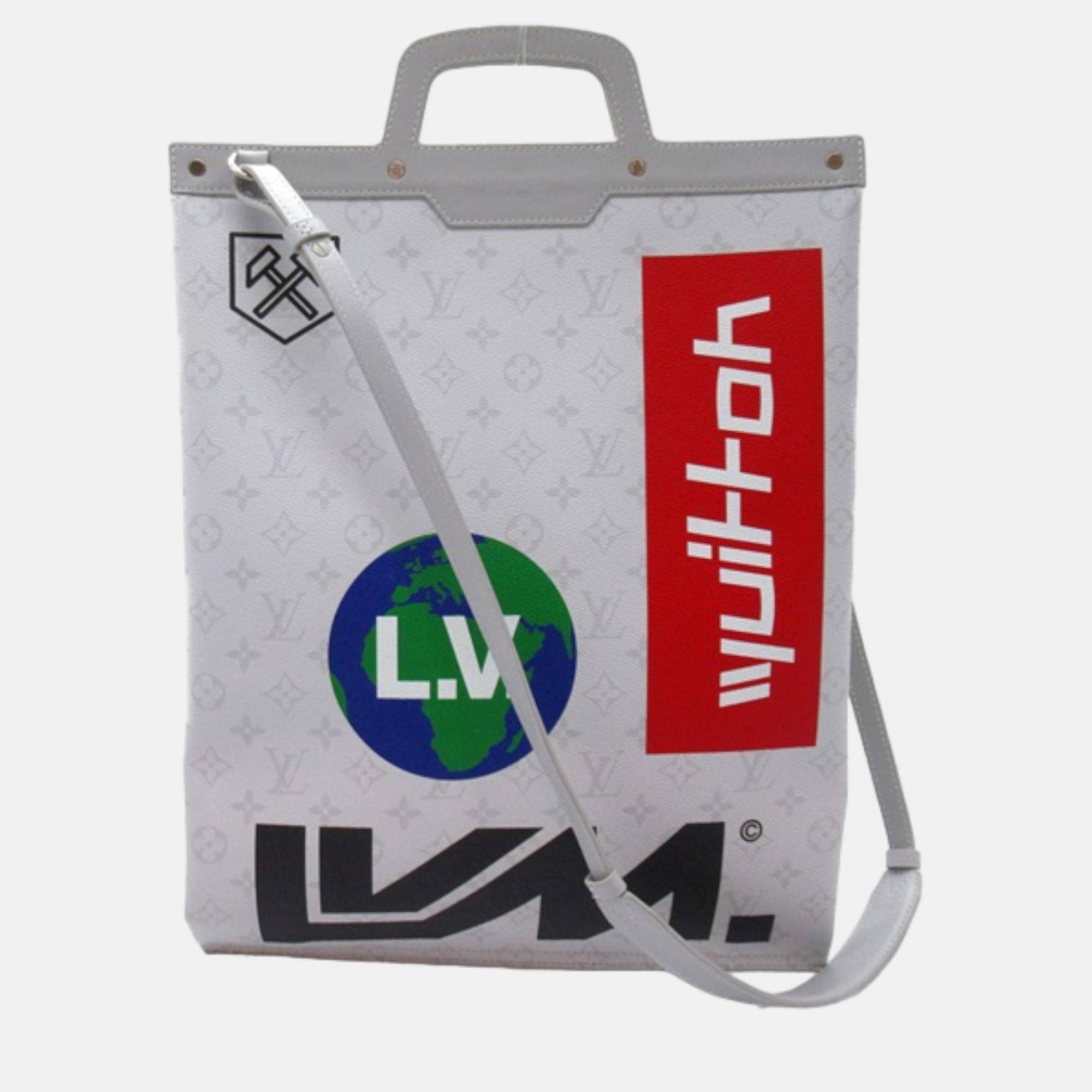 

Louis Vuitton White Canvas Limited Edition Monogram Chalk Sling Bag