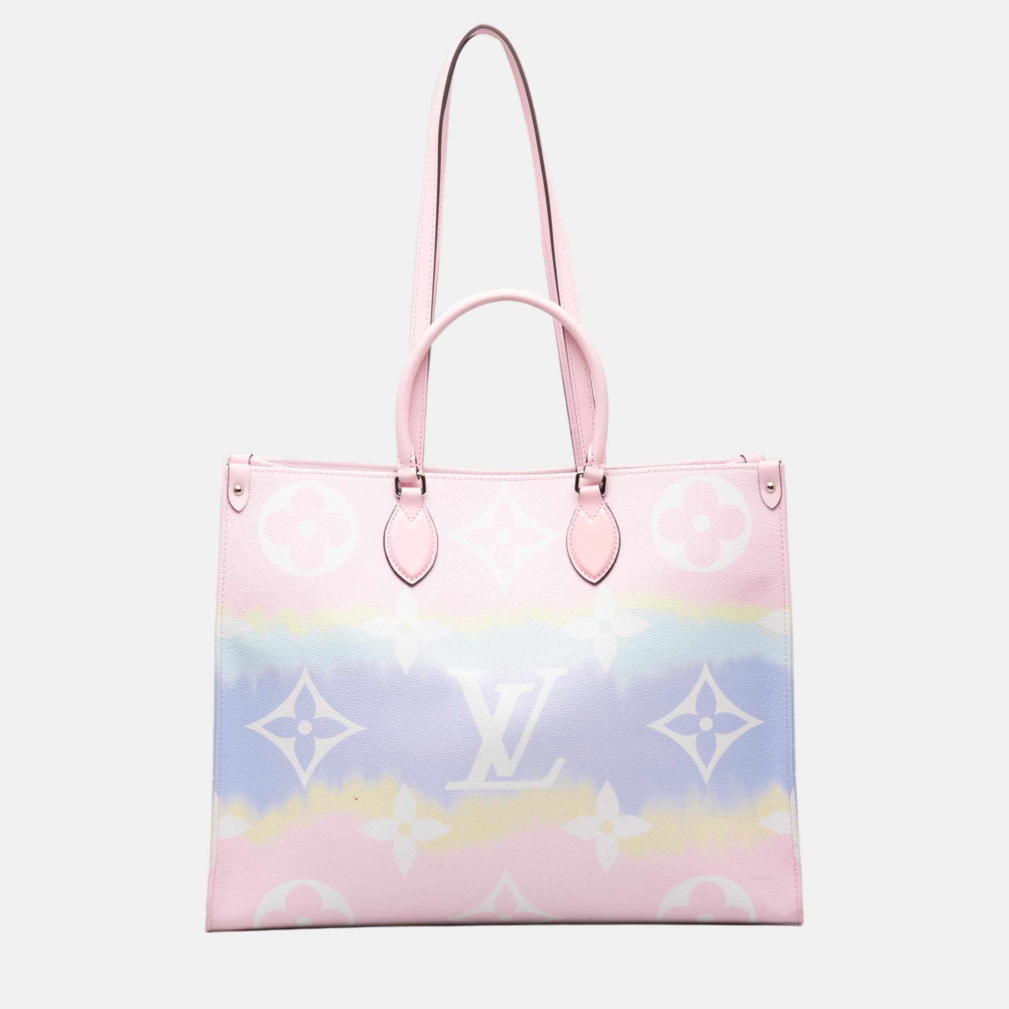 

Louis Vuitton Multicolour Monogram Giant Escale Pastel OnTheGo GM, Multicolor