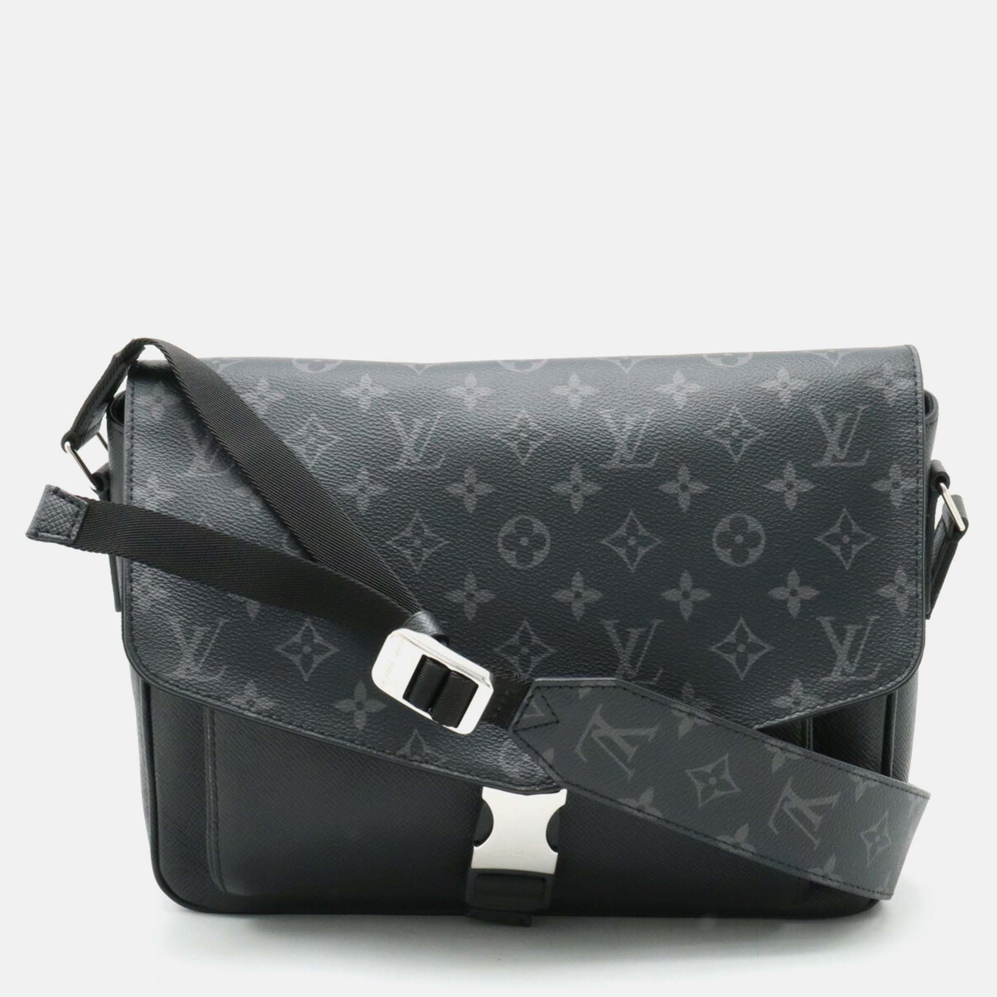 

Louis Vuitton Messengerama Monogram Taigarama Messenger Bag, Black