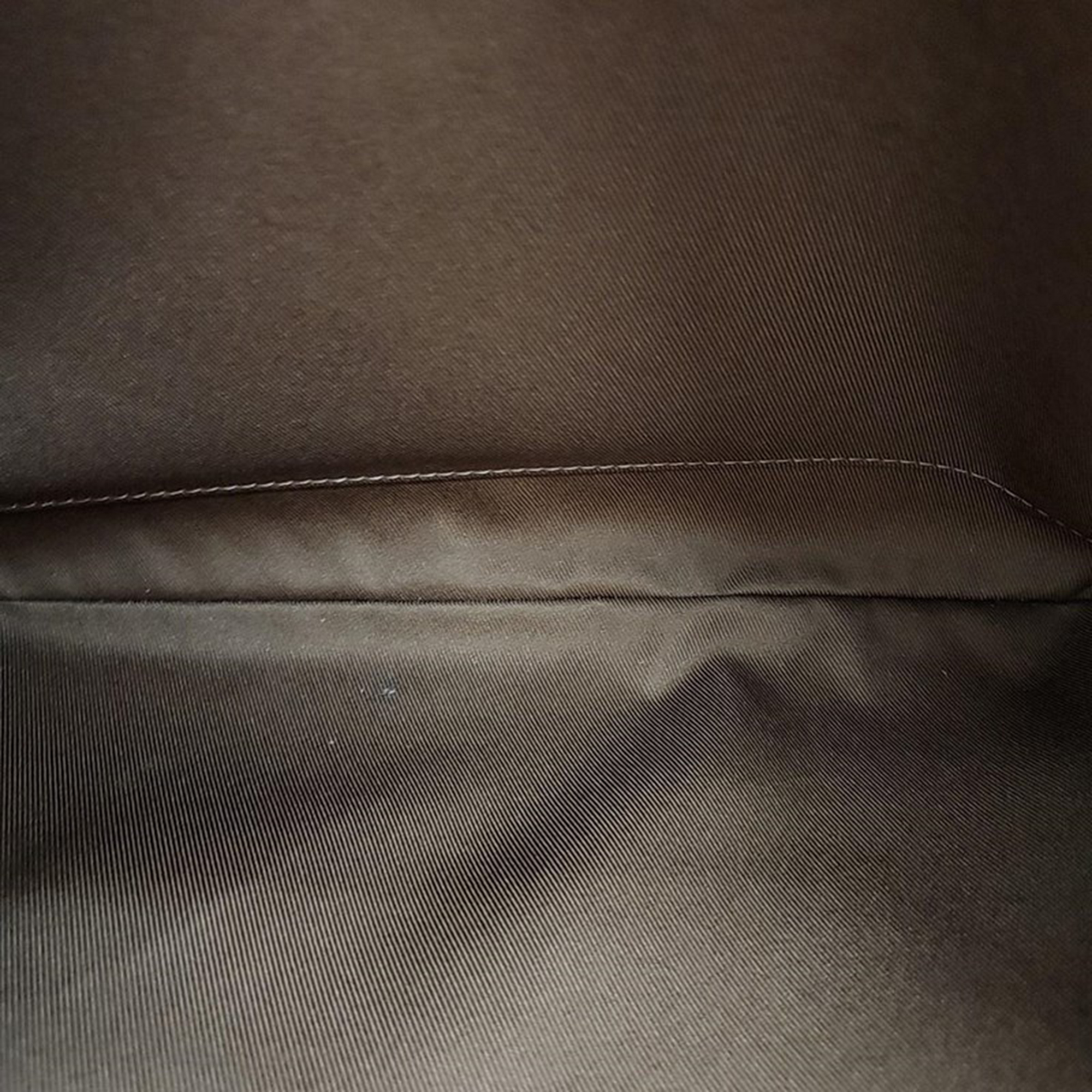 Louis Vuitton Etui Voyage MM Handbag 