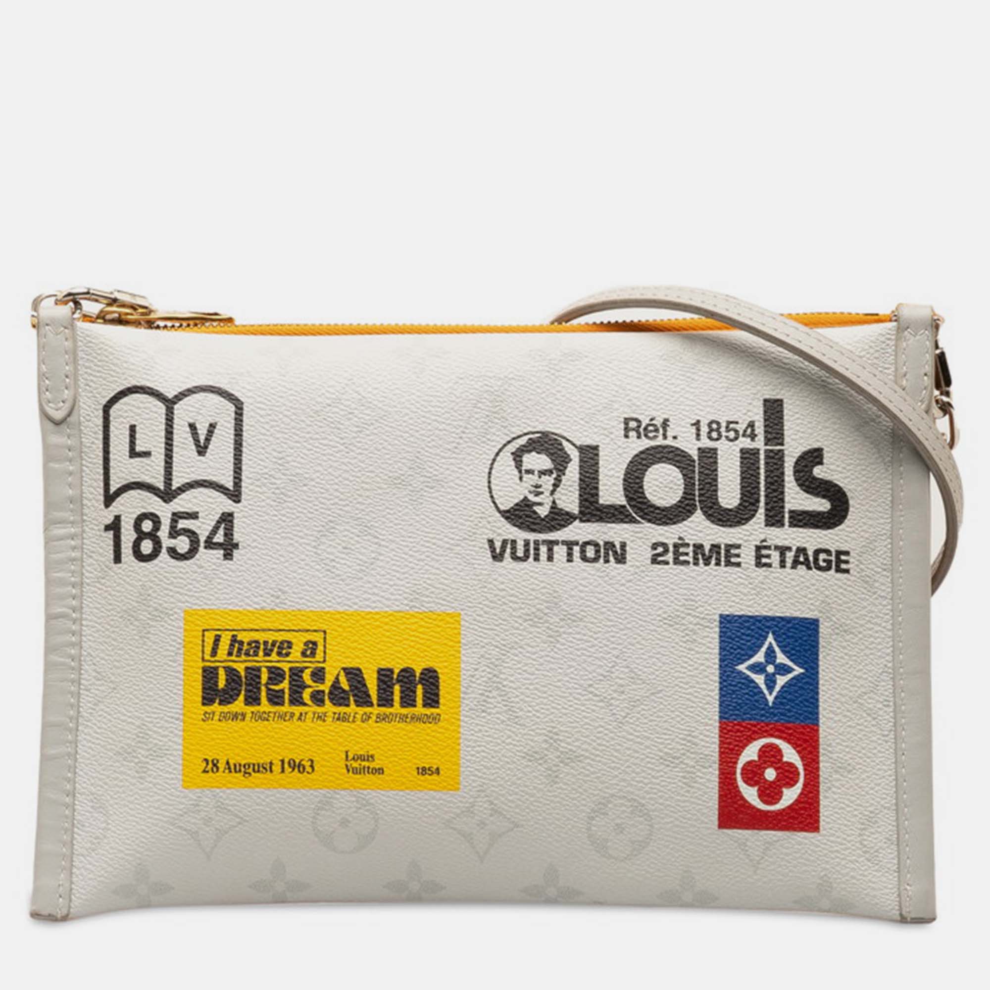 

Louis Vuitton Grey Canvas Limited Edition Flat Messenger Bag