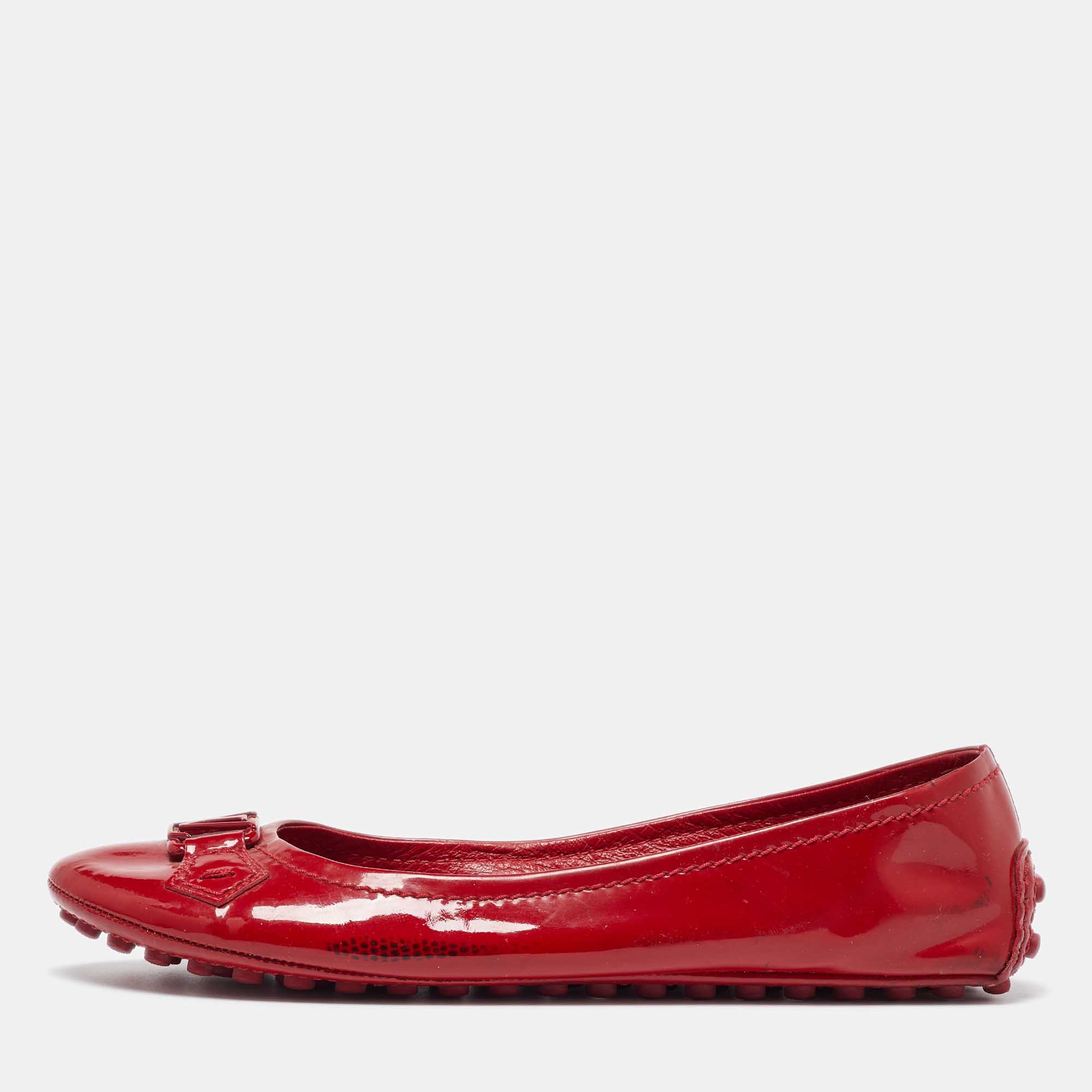 

Louis Vuitton Red Patent Leather Oxford Ballet Flats Size