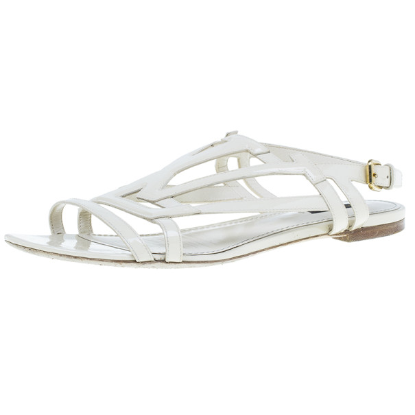 مملوكة مسبقًا Louis Vuitton Cream Patent Leather Crossing Flat Sandals Size 41