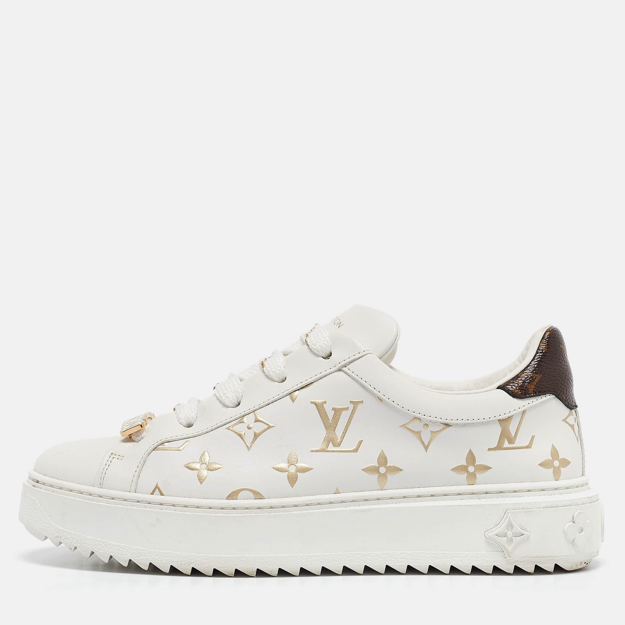 

Louis Vuitton White/Gold Monogram Leather Time Out Sneakers Size