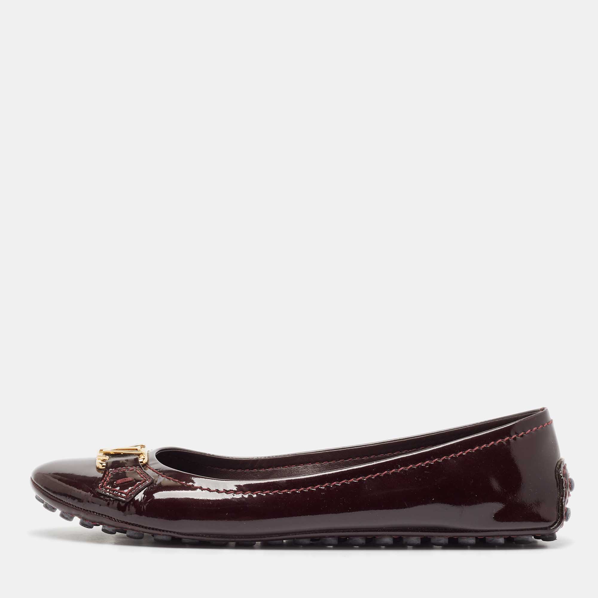 

Louis Vuitton Burgundy Patent Leather Oxford Ballet Flats Size