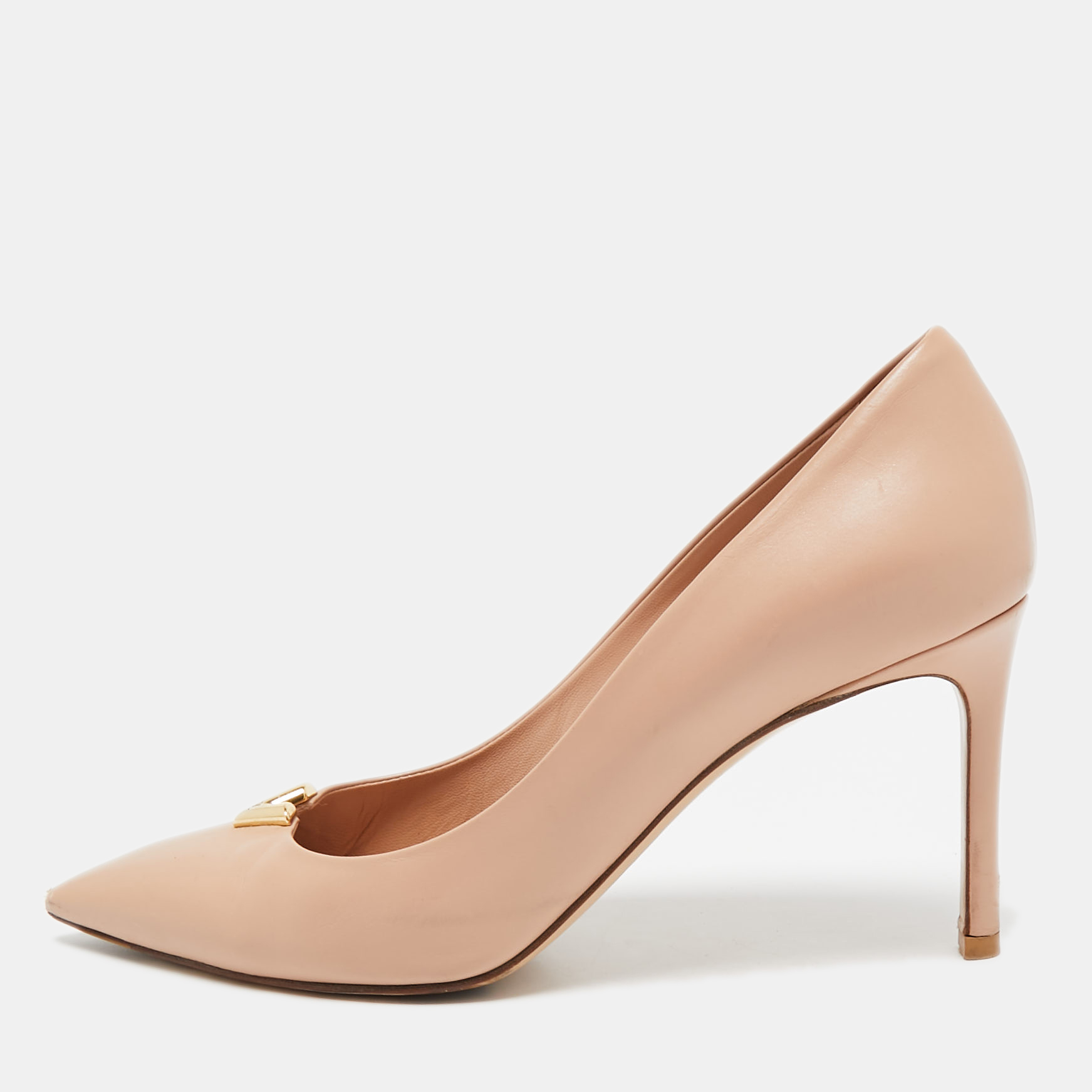 

Louis Vuitton Beige Leather Heart Breaker Pumps Size