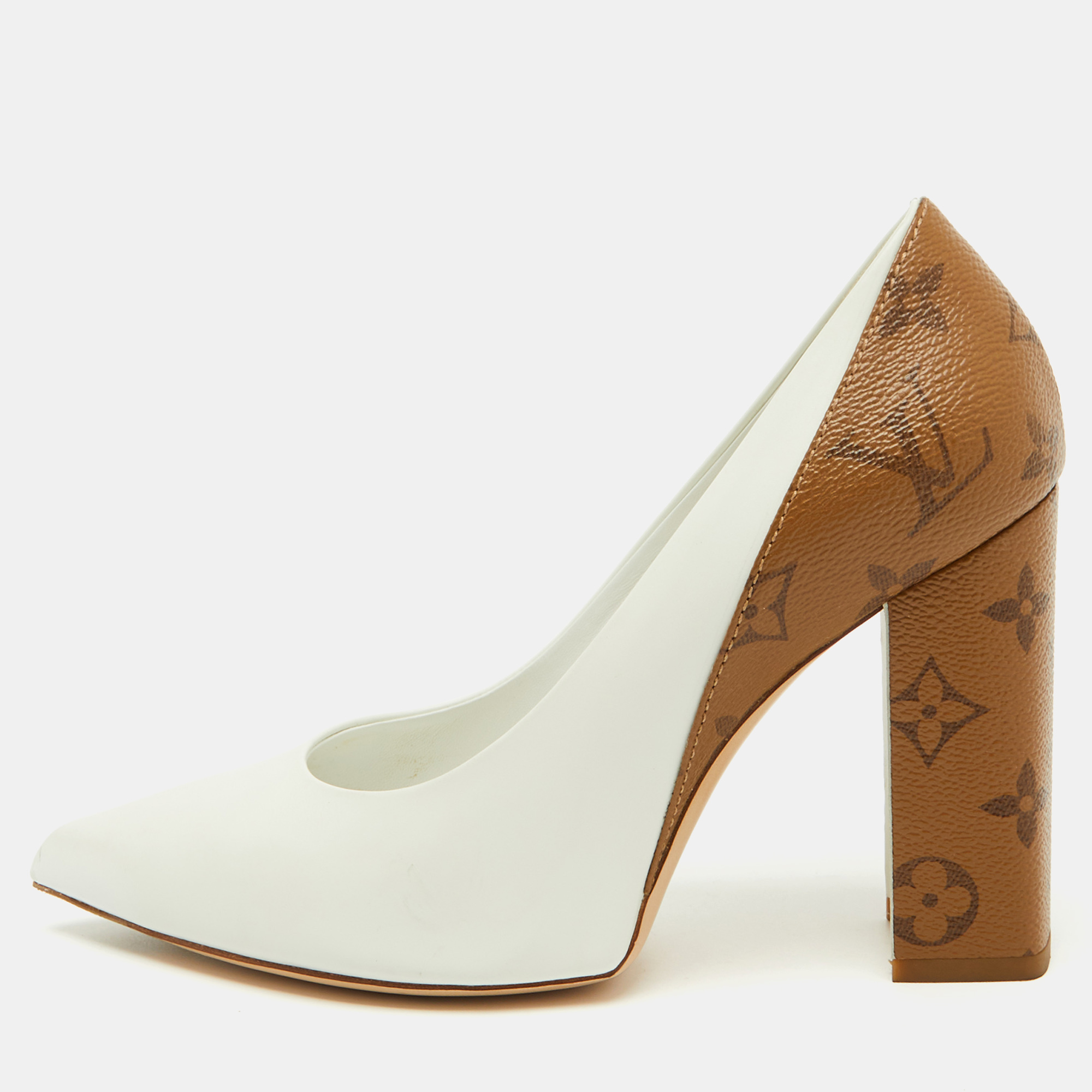 

Louis Vuitton White/Brown Leather and Monogram Canvas Matchmake Pumps Size