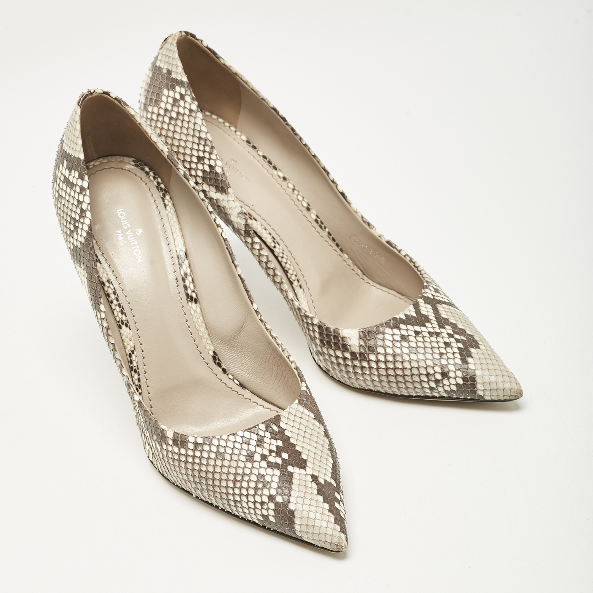 Louis Vuitton Beige/Grey Python Leather Pointed Toe Pumps Size 39.5 