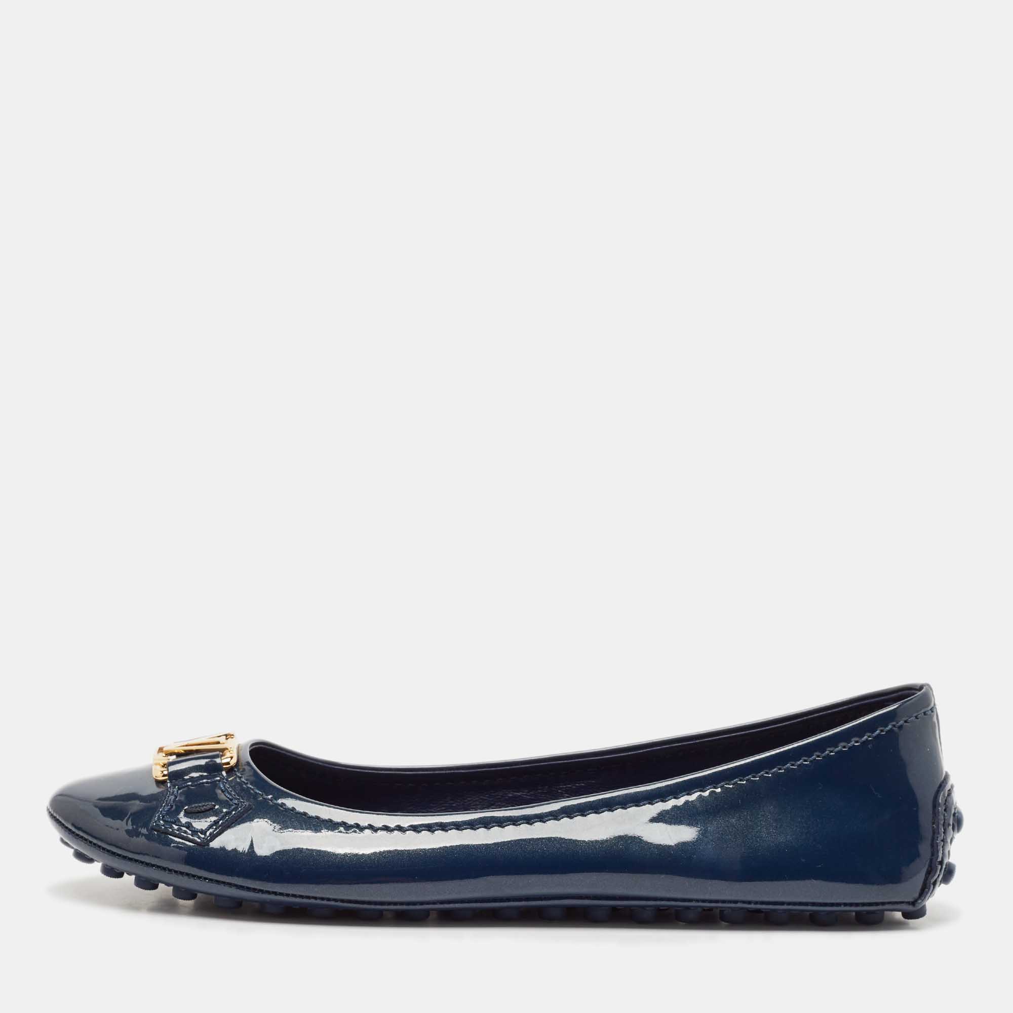 

Louis Vuitton Blue Patent Leather Oxford Ballet Flats Size