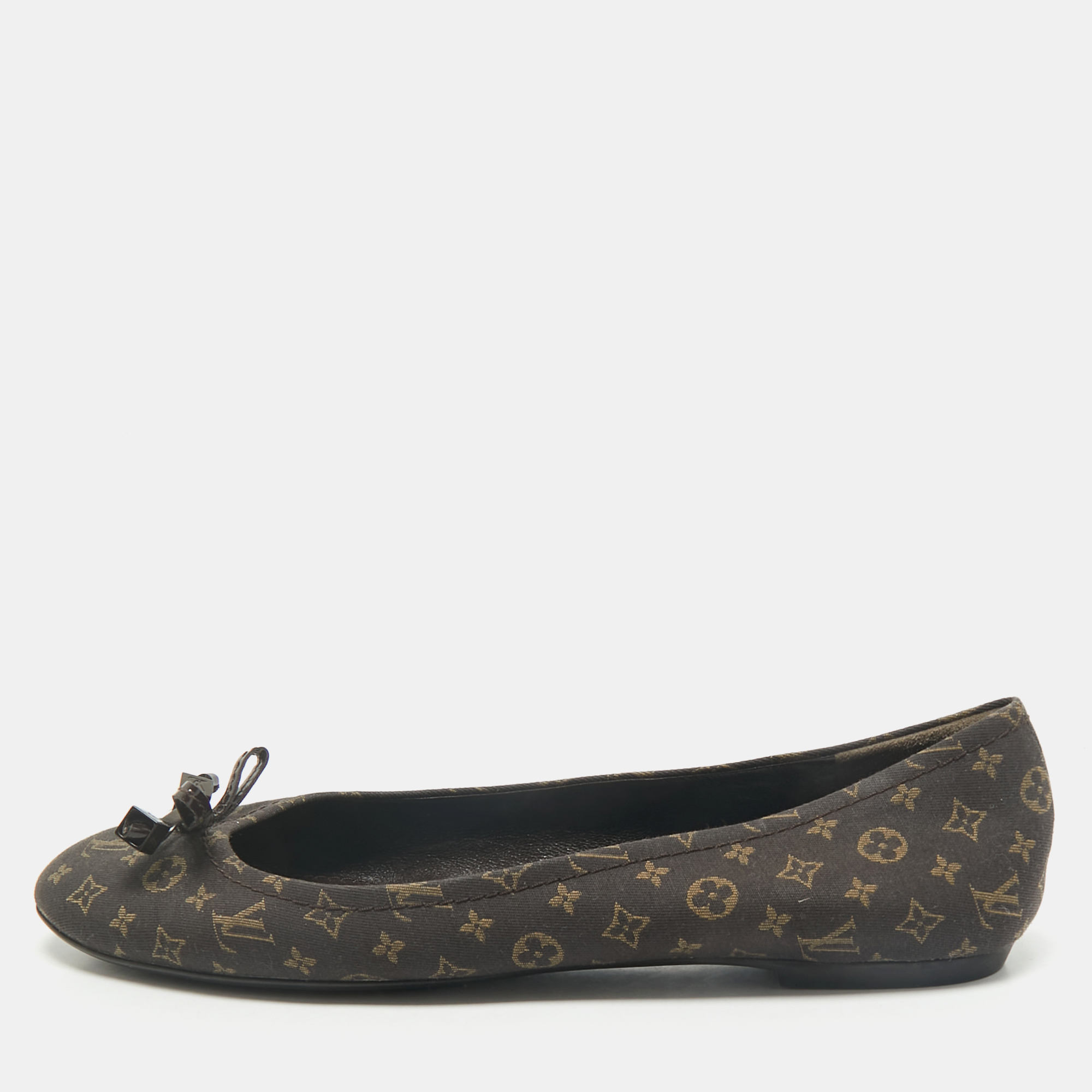 

Louis Vuitton Brown Monogram Canvas Idylle Debbie Ballet Flats Size