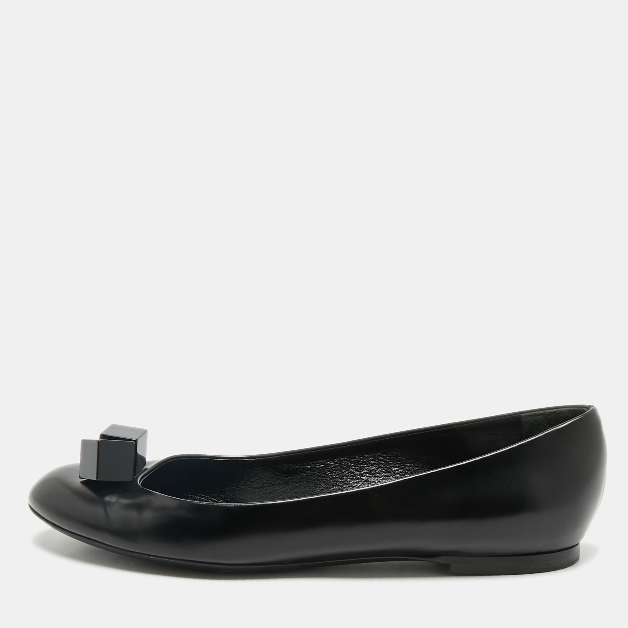 

Louis Vuitton Black Leather Lovely Ballet Flats Size