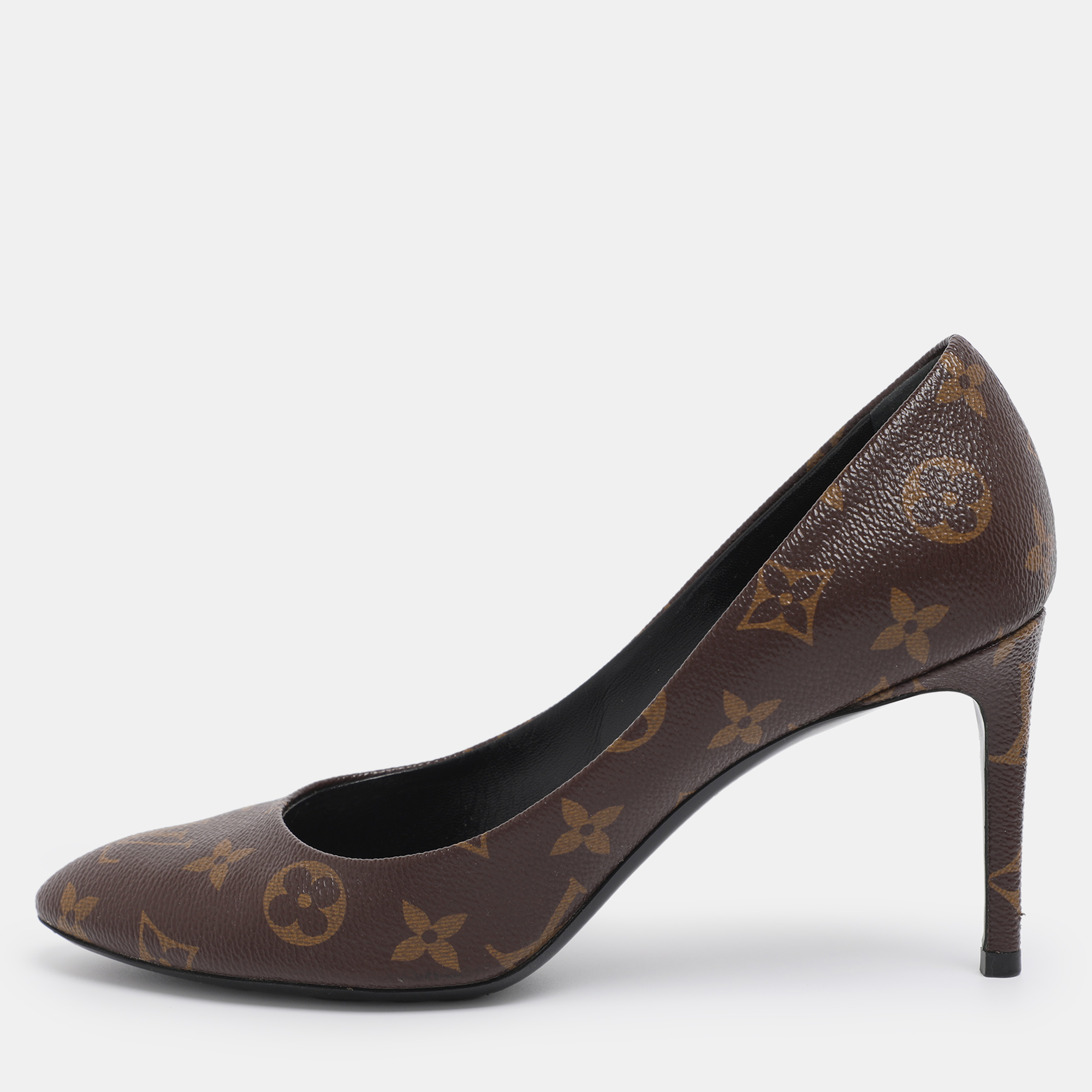 

Louis Vuitton Monogram Canvas Round Toe Pumps Size 39, Brown
