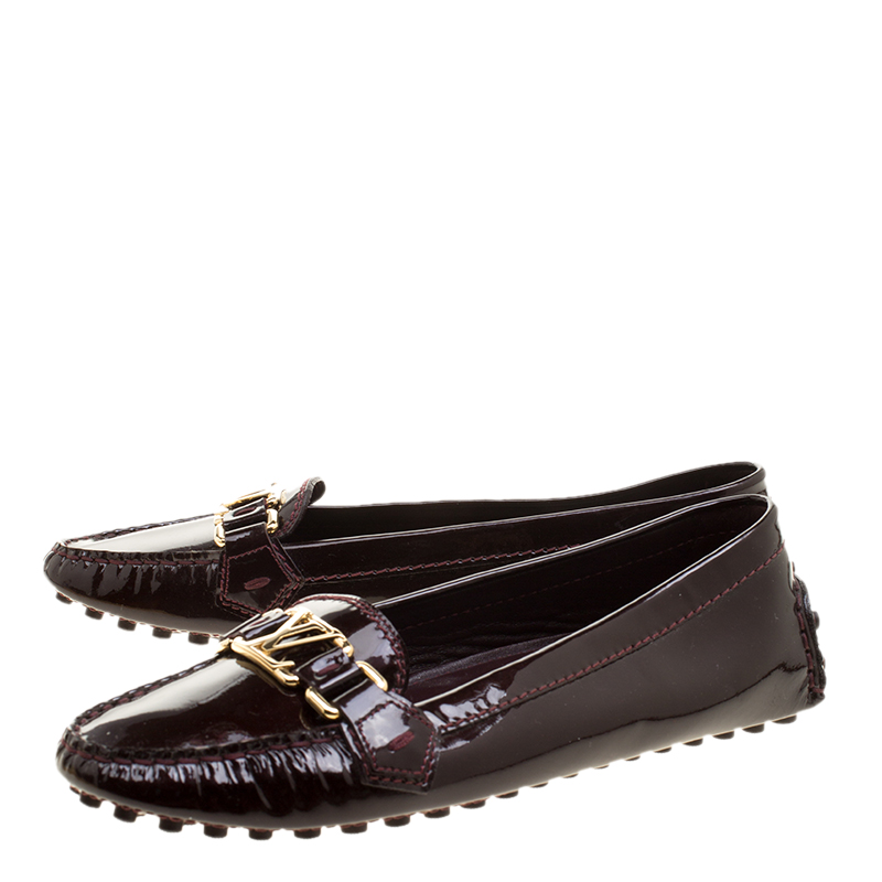 Louis Vuitton Brown Patent Leather Oxford Slip On Loafers Size 36 For Sale  at 1stDibs