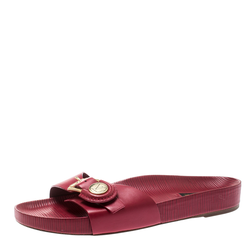 Pre Owned Louis Vuitton Burgundy Epi Leather Marina Buckle Detail Flat Slides Size 40
